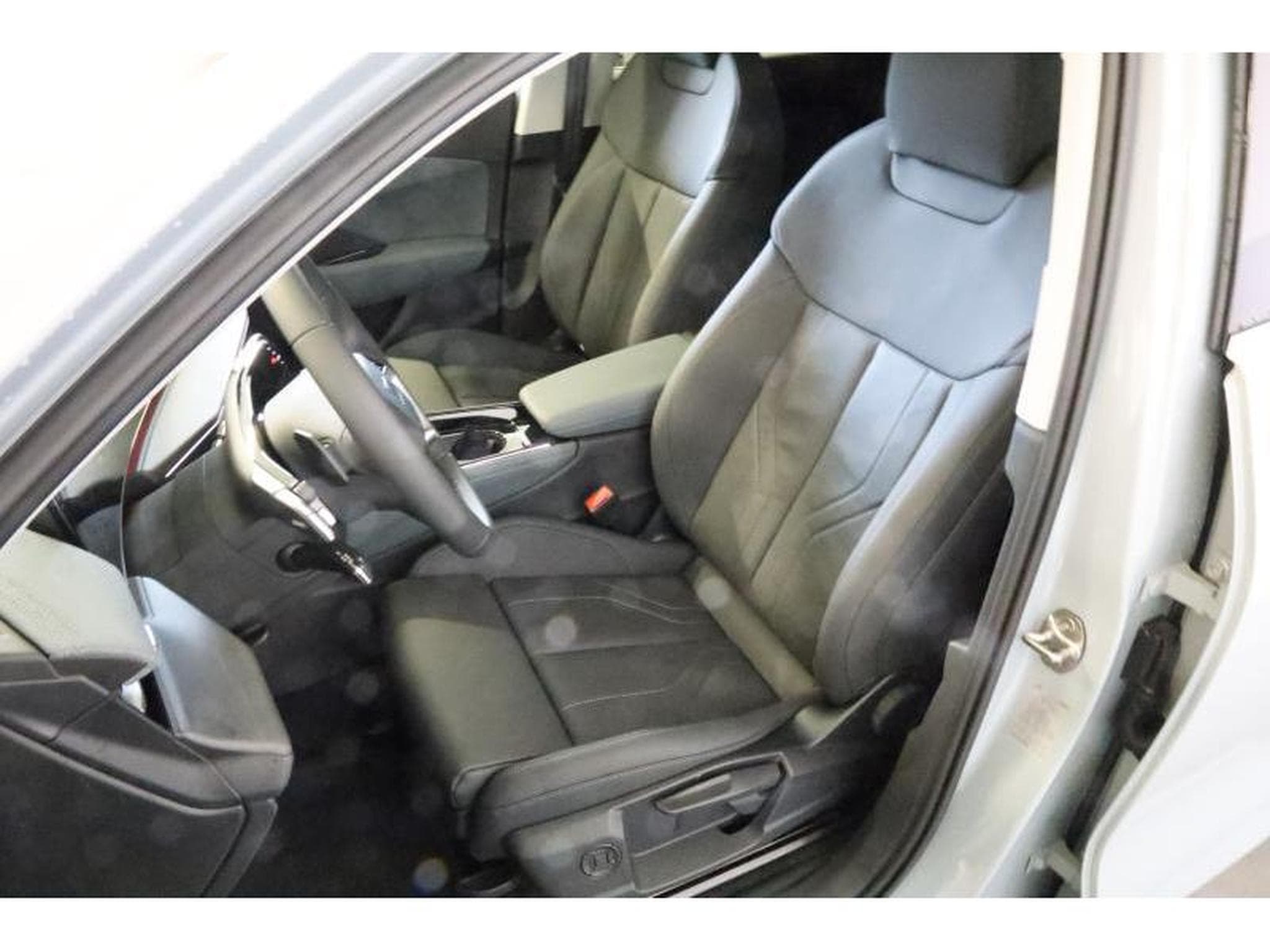 Audi Q3 Sportback (2026) - Photo 4