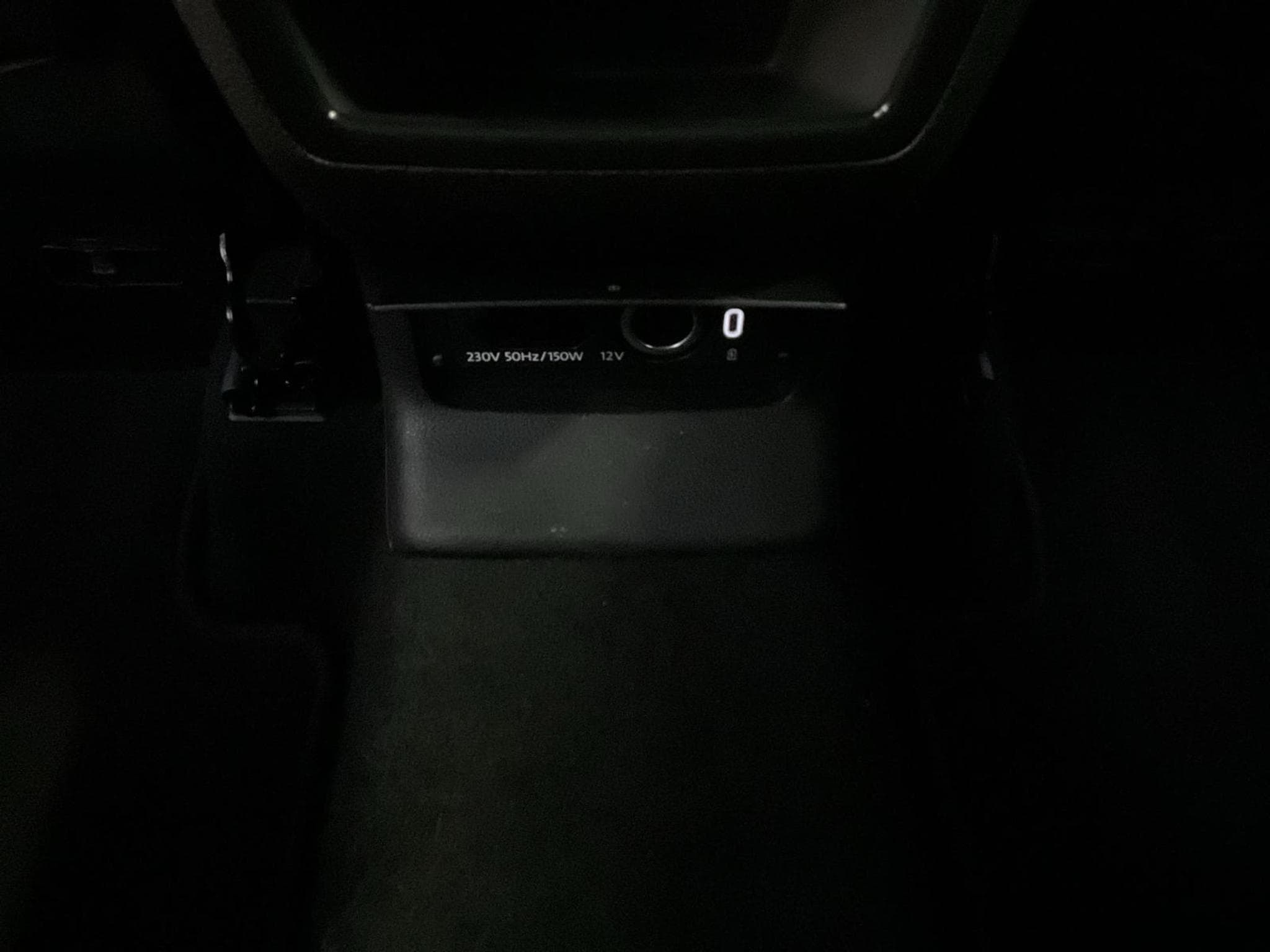 Skoda Karoq Sportline+DSG+Navi+LED (2025) - Photo 15