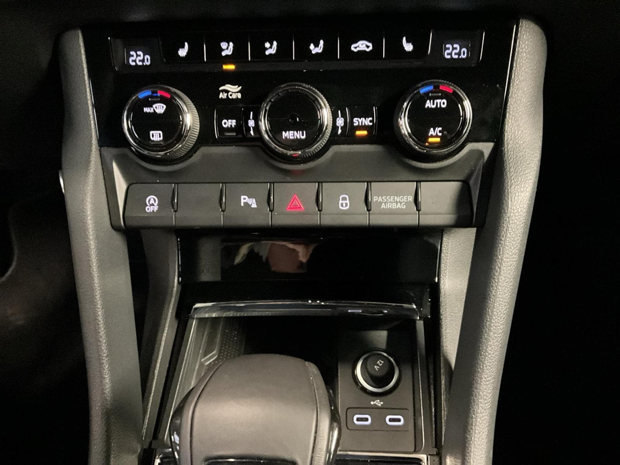 Skoda Karoq Sportline+DSG+Navi+LED (2025) - Photo 21