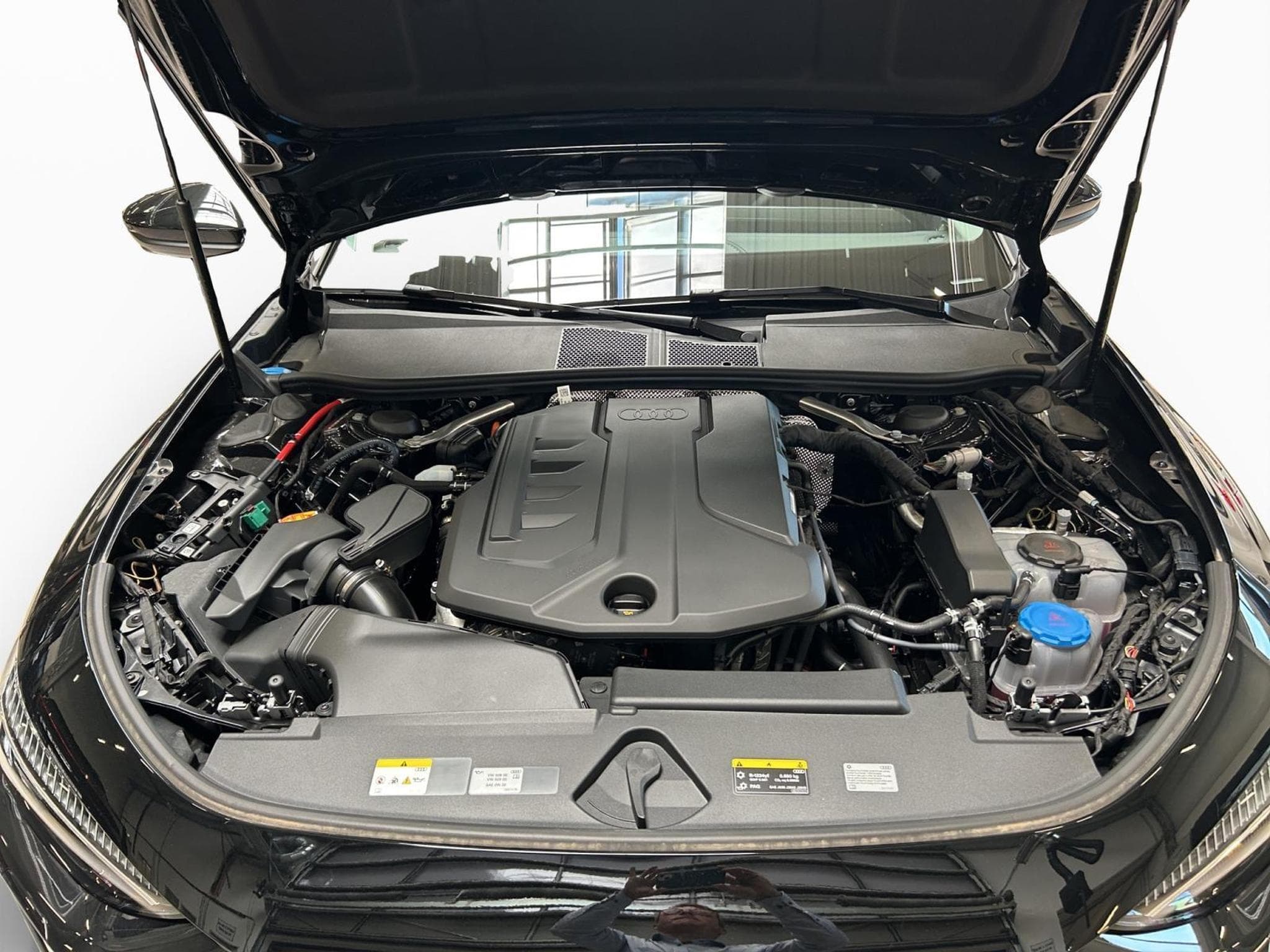Audi A5 Avant e-hybrid quattro 220 kW S tronic (2026) - Photo 18