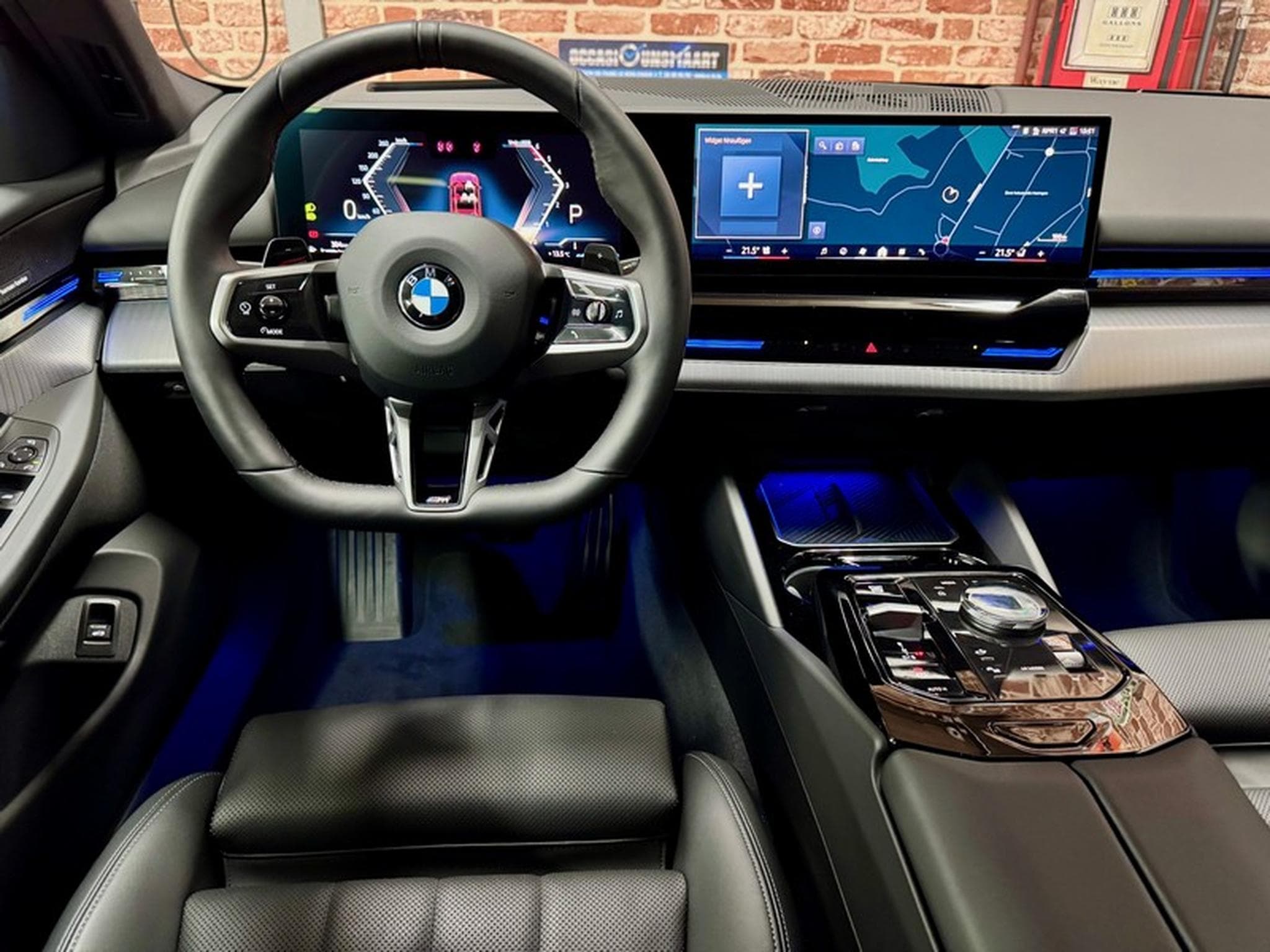 BMW 520 520dA Touring 2.0 197cv Auto xDrive M-SPORT (2025) - Photo 4