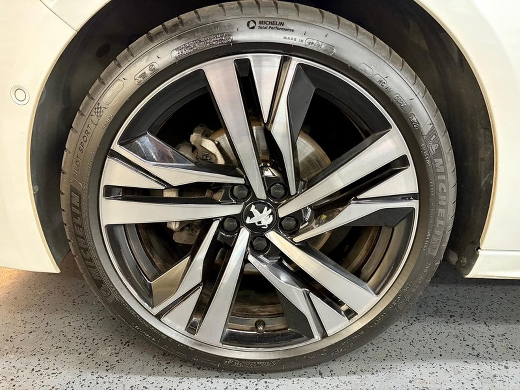 Peugeot 508 508 Limousine 1.5 BlueHdi 131cv Auto GT (2022) - Photo 3