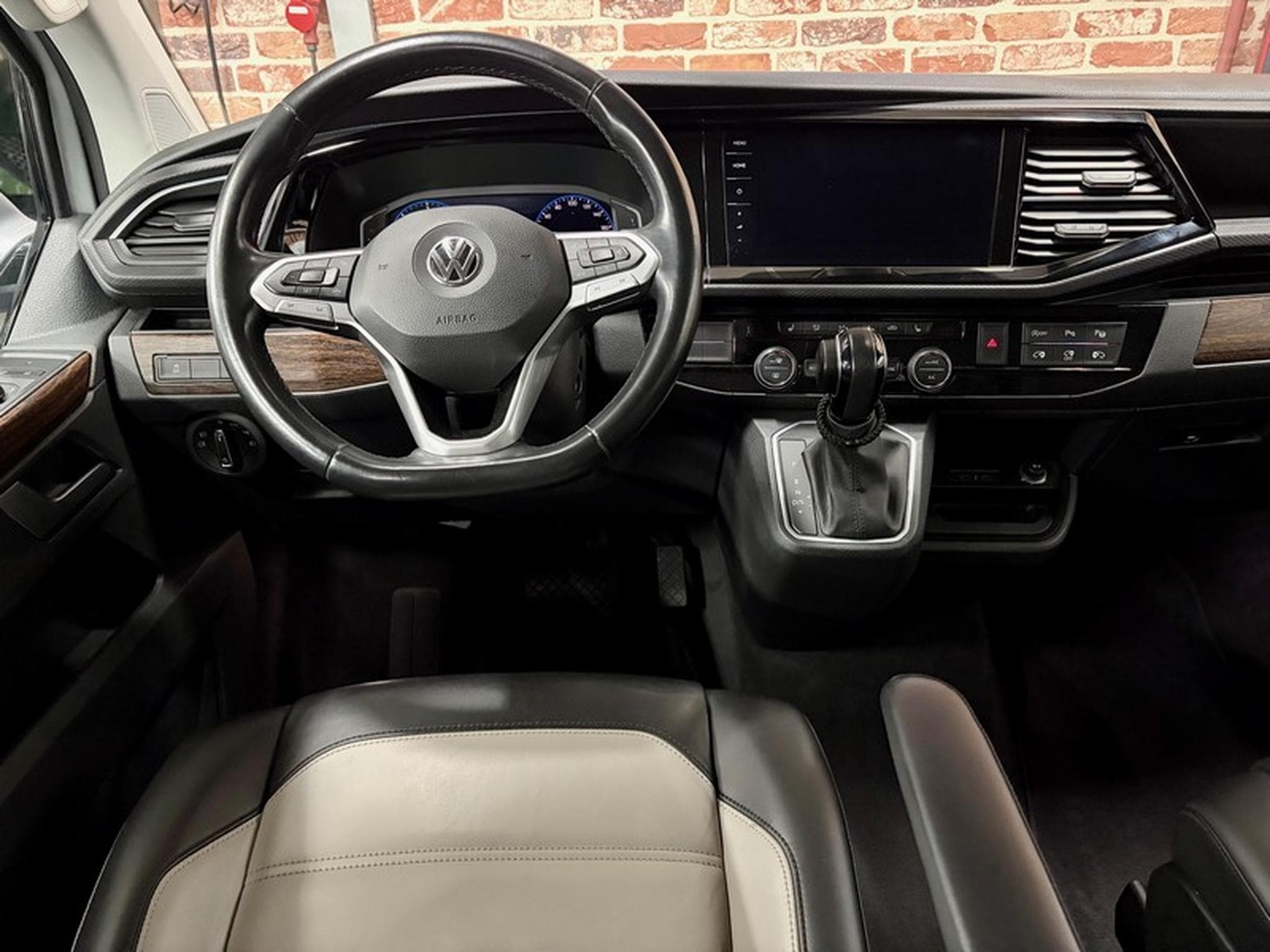 VW Multivan Multivan T6 2.0 TDi 199cv 4Motion HIGHLIHNE (2020) - Photo 4