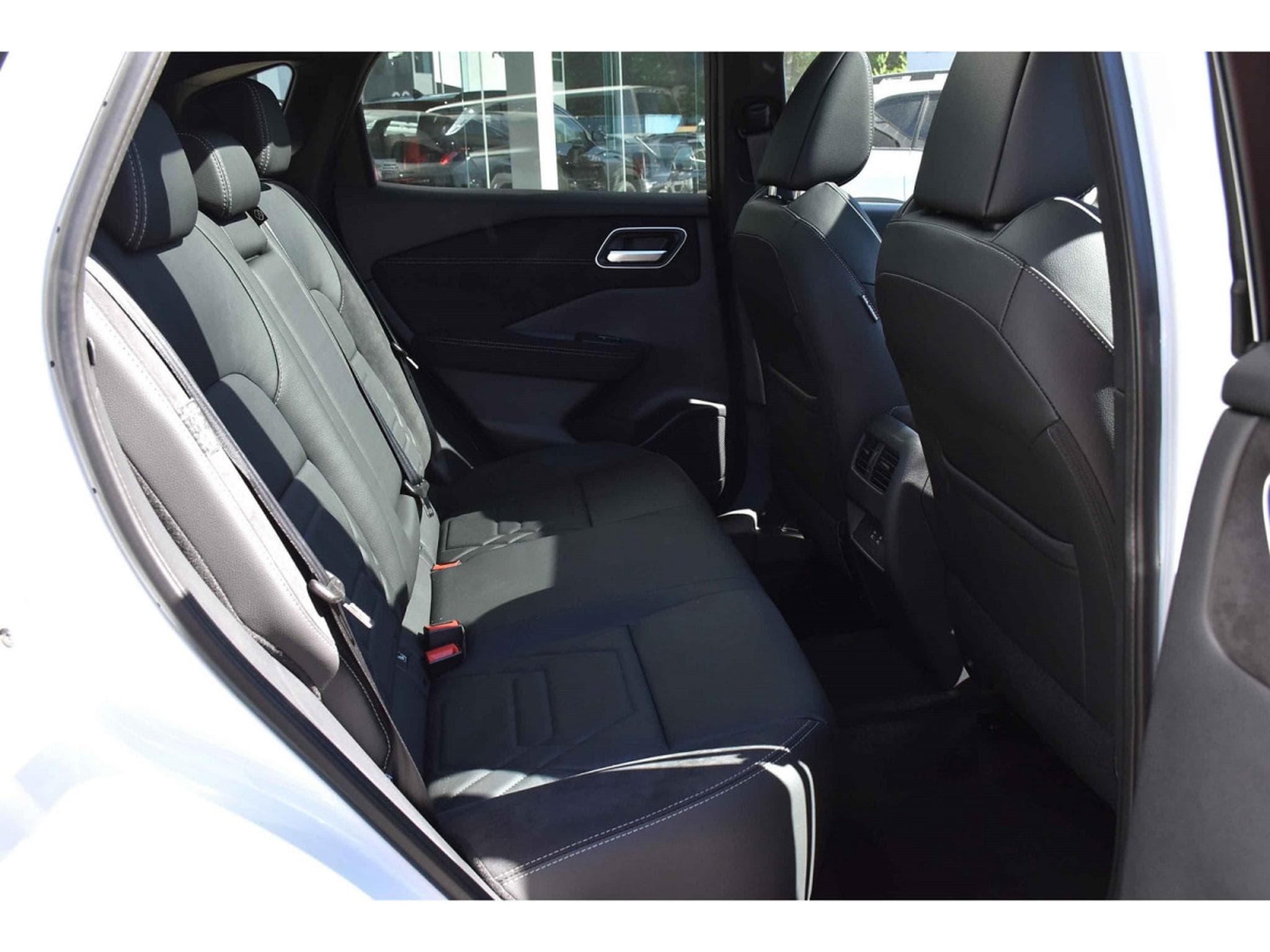 Nissan Qashqai 1.3 DIG-T MHEV N-Design Xtronic CUIR MEMO BOSE PANO NEUF (2025) - Photo 8