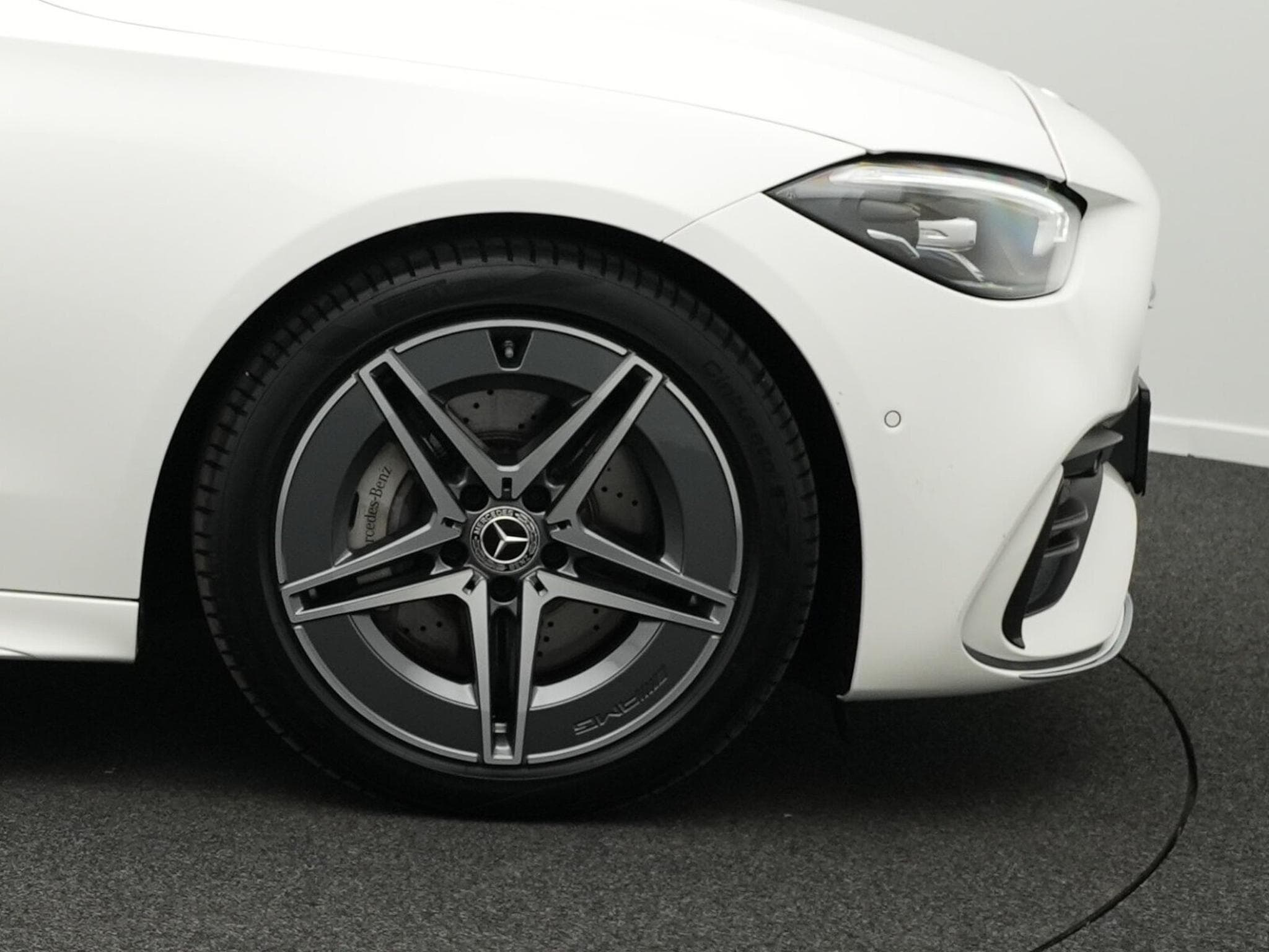 Mercedes C 300 d T AMG-Line LED+AHK+Kamera+Apple (2025) - Photo 6