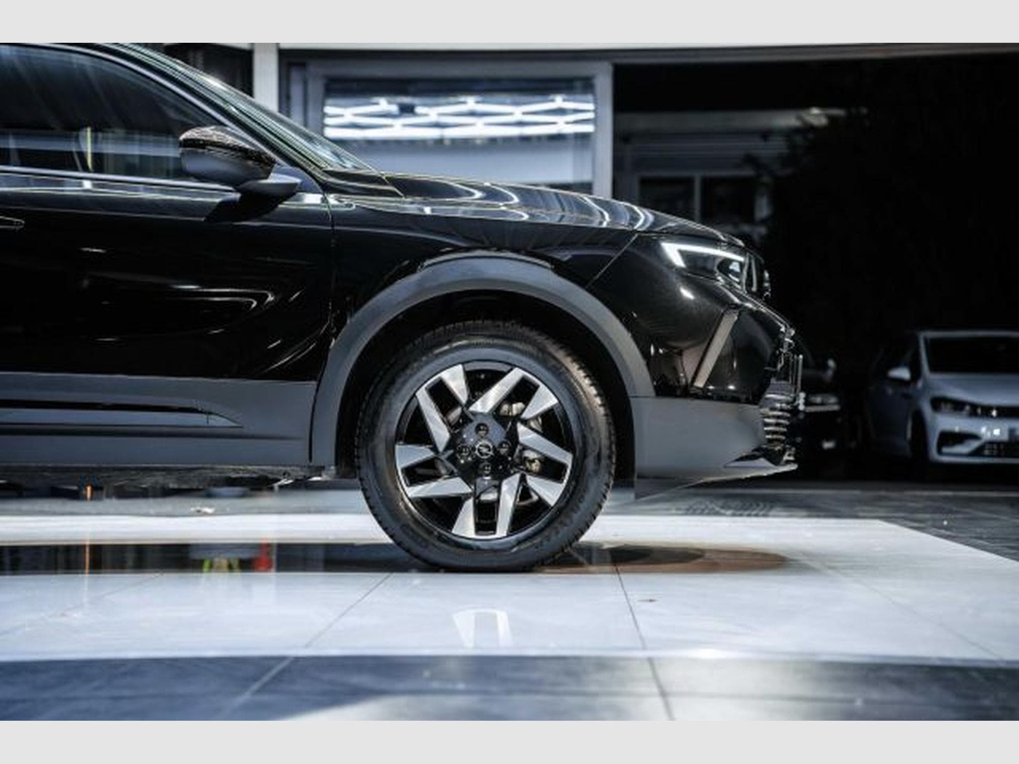 Opel Mokka Mokka 1.2 GS Line Autom. NAVI LED RFK 180 SHZG (2024) - Foto 9