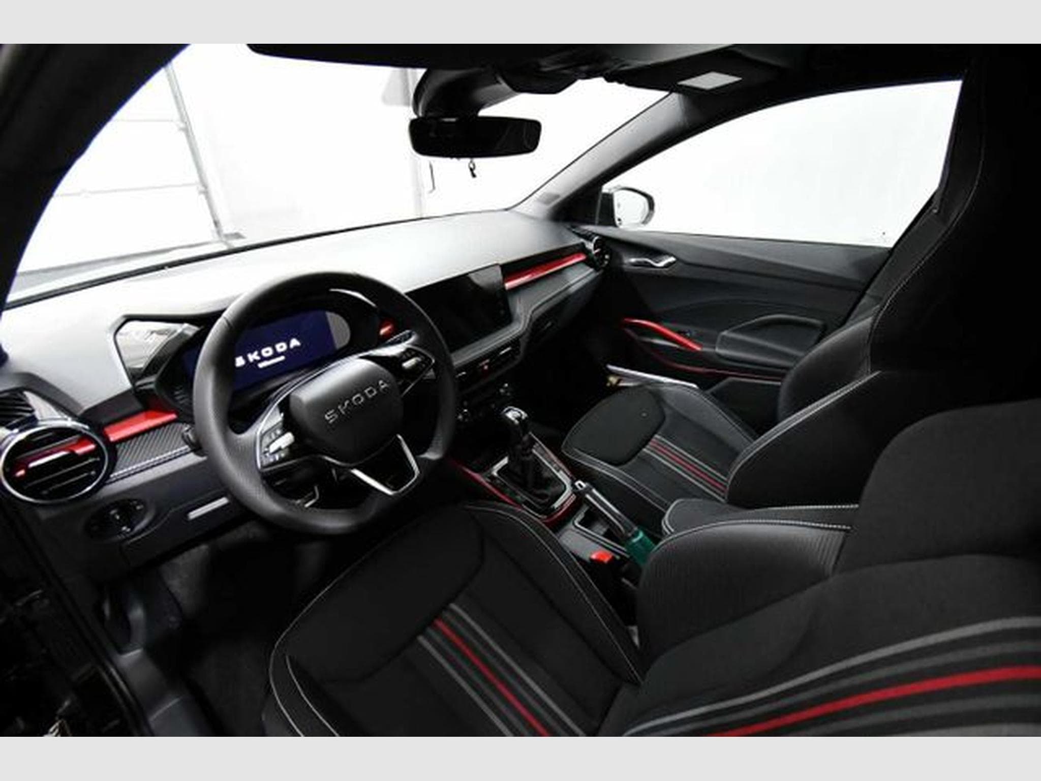 Skoda Fabia Fabia 1.5 TSI DSG Monte Carlo - Kamera, Navi, SH (2025) - Photo 5