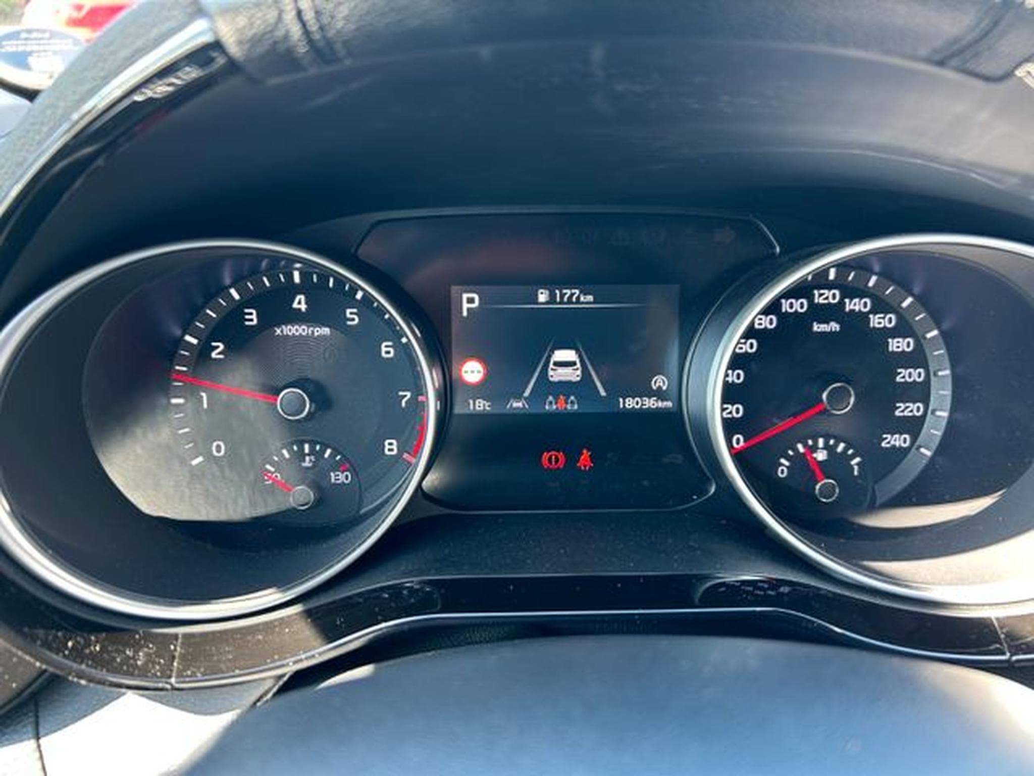 Kia Ceed Ceed 1,5T DCT Spirit Navi LED Kamera JBL ACC SHZ (2025) - Photo 15