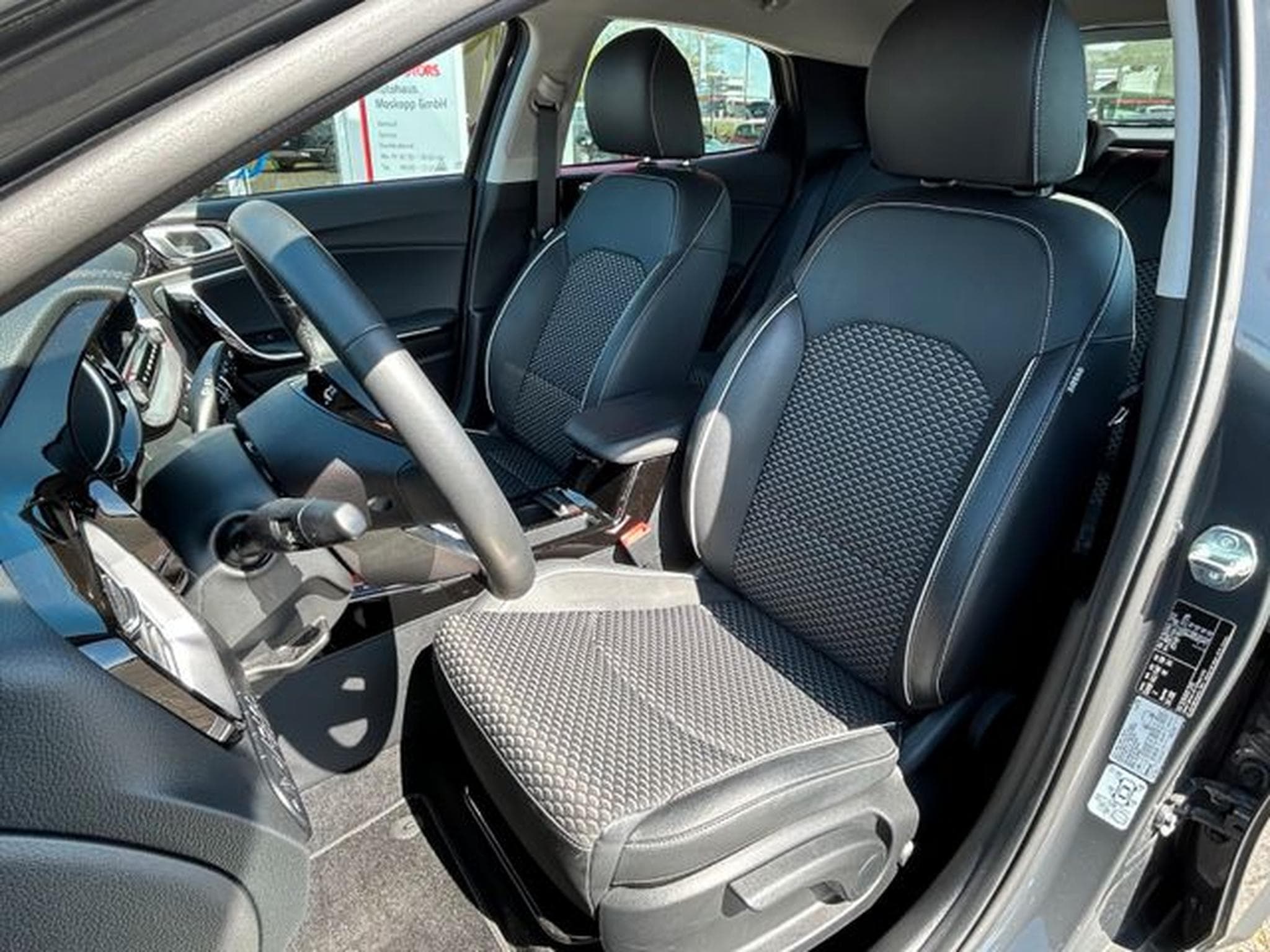Kia XCeed XCeed 1,5T DCT Vision Komfort LED Navi Kamera (2025) - Photo 10