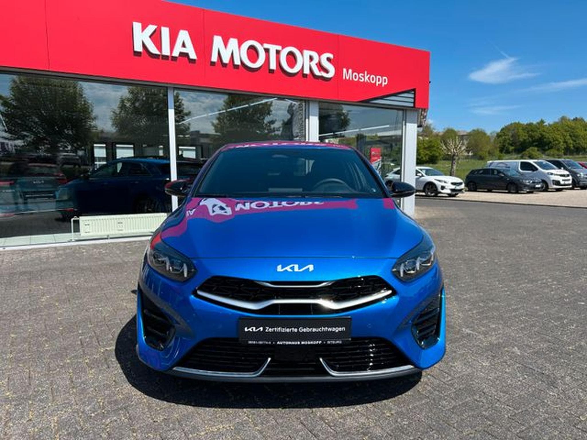 Kia Ceed Ceed 1,5 T DCT GT-Line TECH LED Navi Kamera (2025) - Photo 2