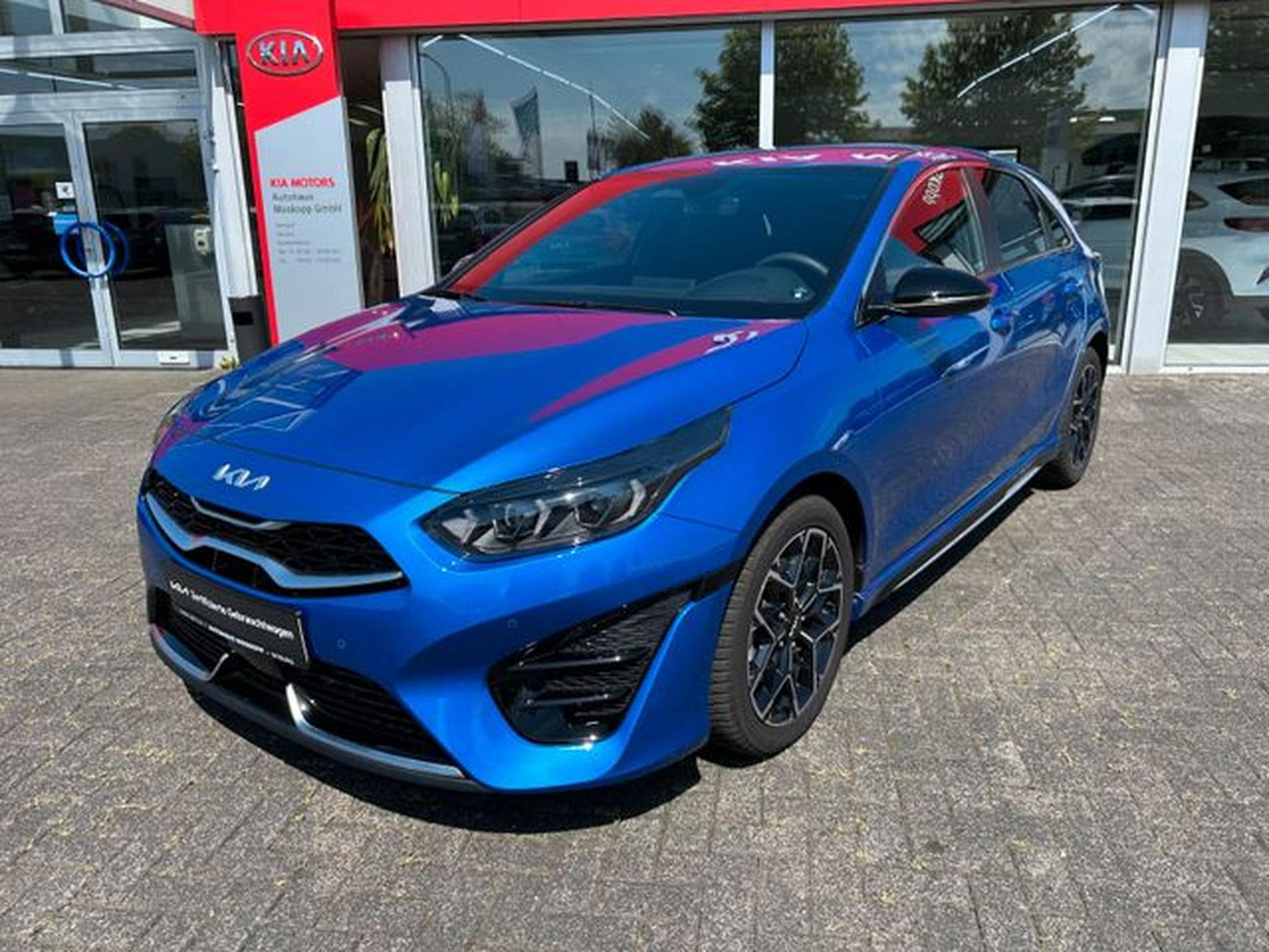 Kia Ceed Ceed 1,5 T DCT GT-Line TECH LED Navi Kamera (2025) - Photo 3