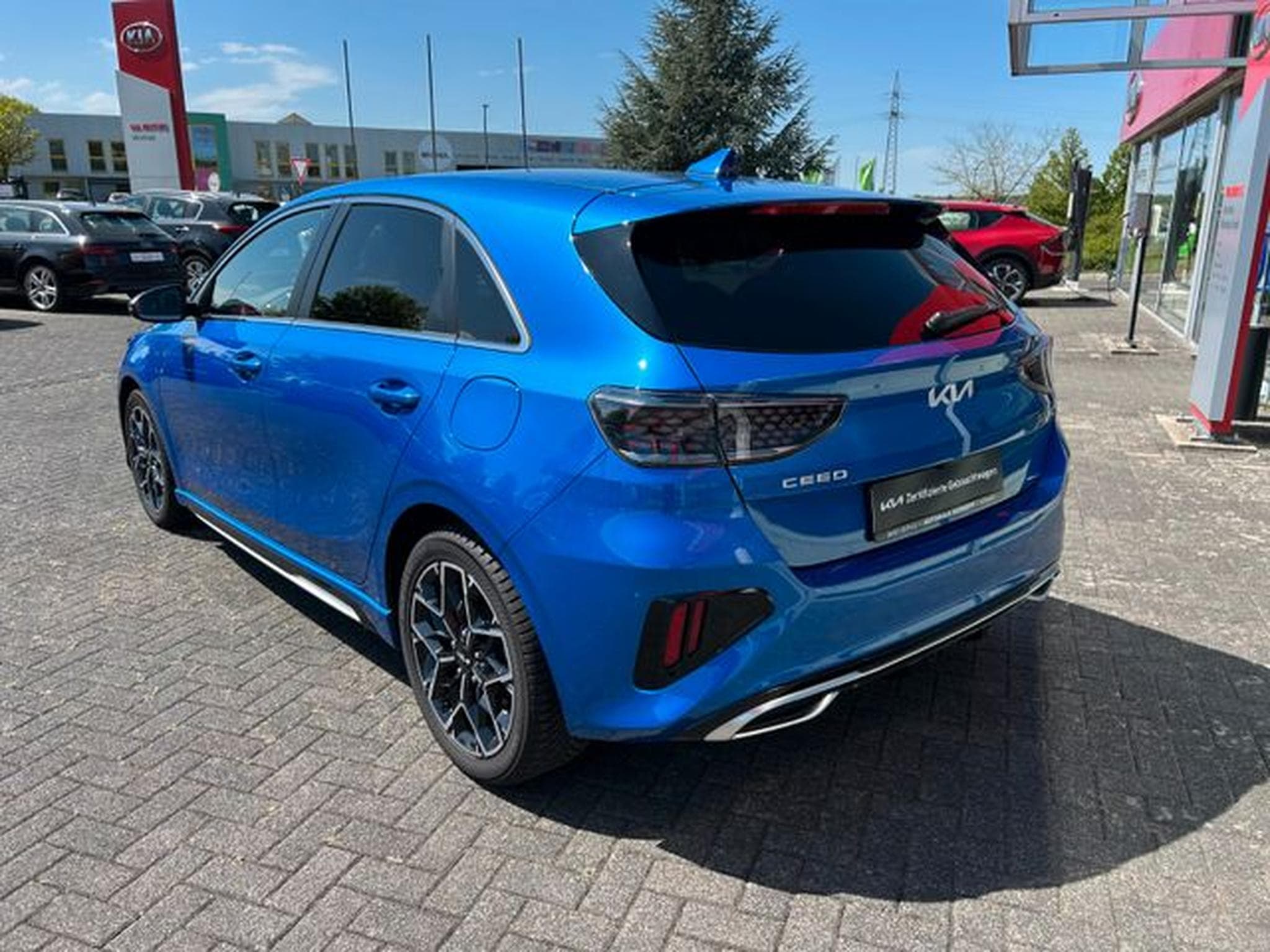 Kia Ceed Ceed 1,5 T DCT GT-Line TECH LED Navi Kamera (2025) - Photo 5