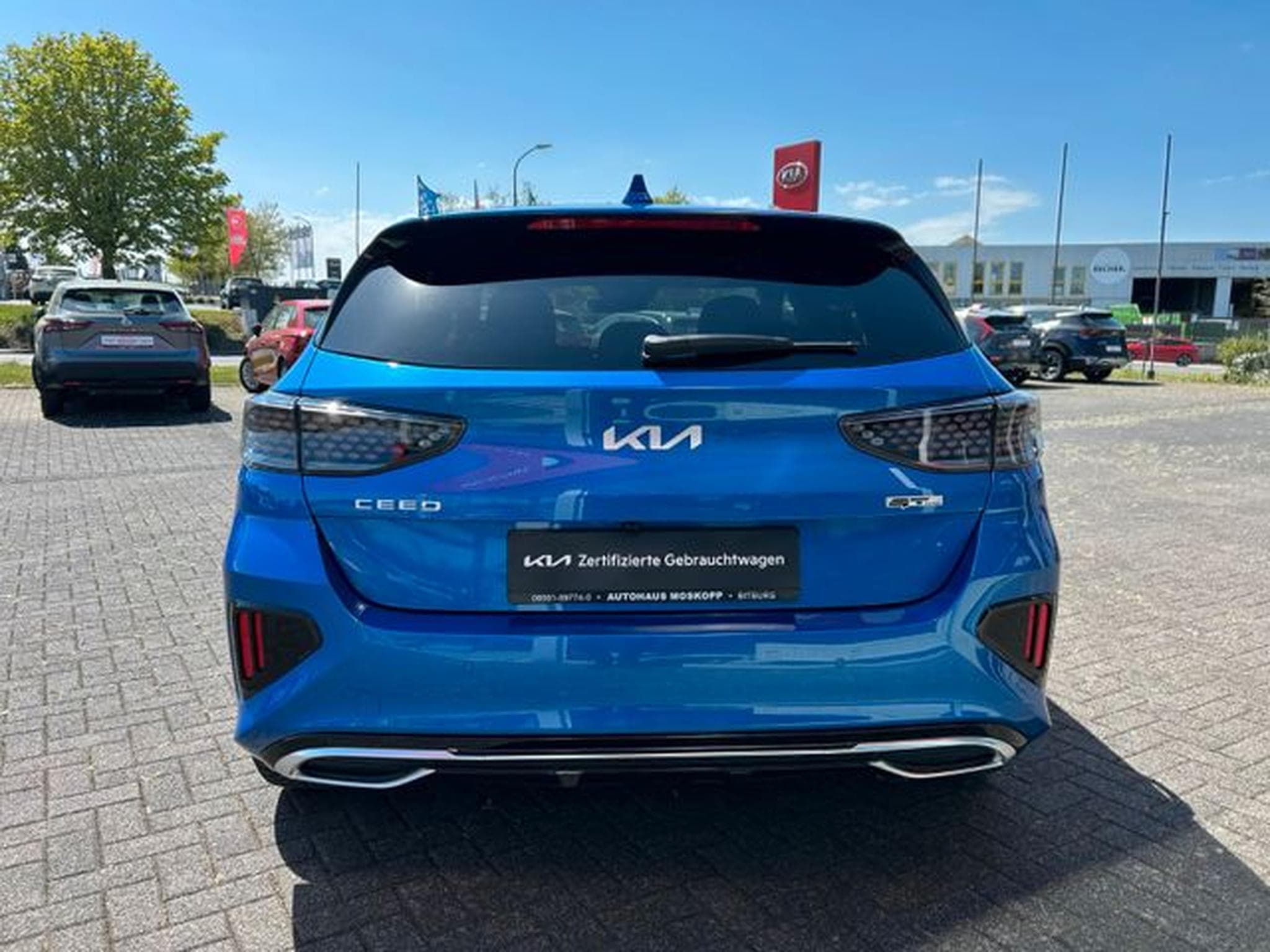 Kia Ceed Ceed 1,5 T DCT GT-Line TECH LED Navi Kamera (2025) - Photo 6
