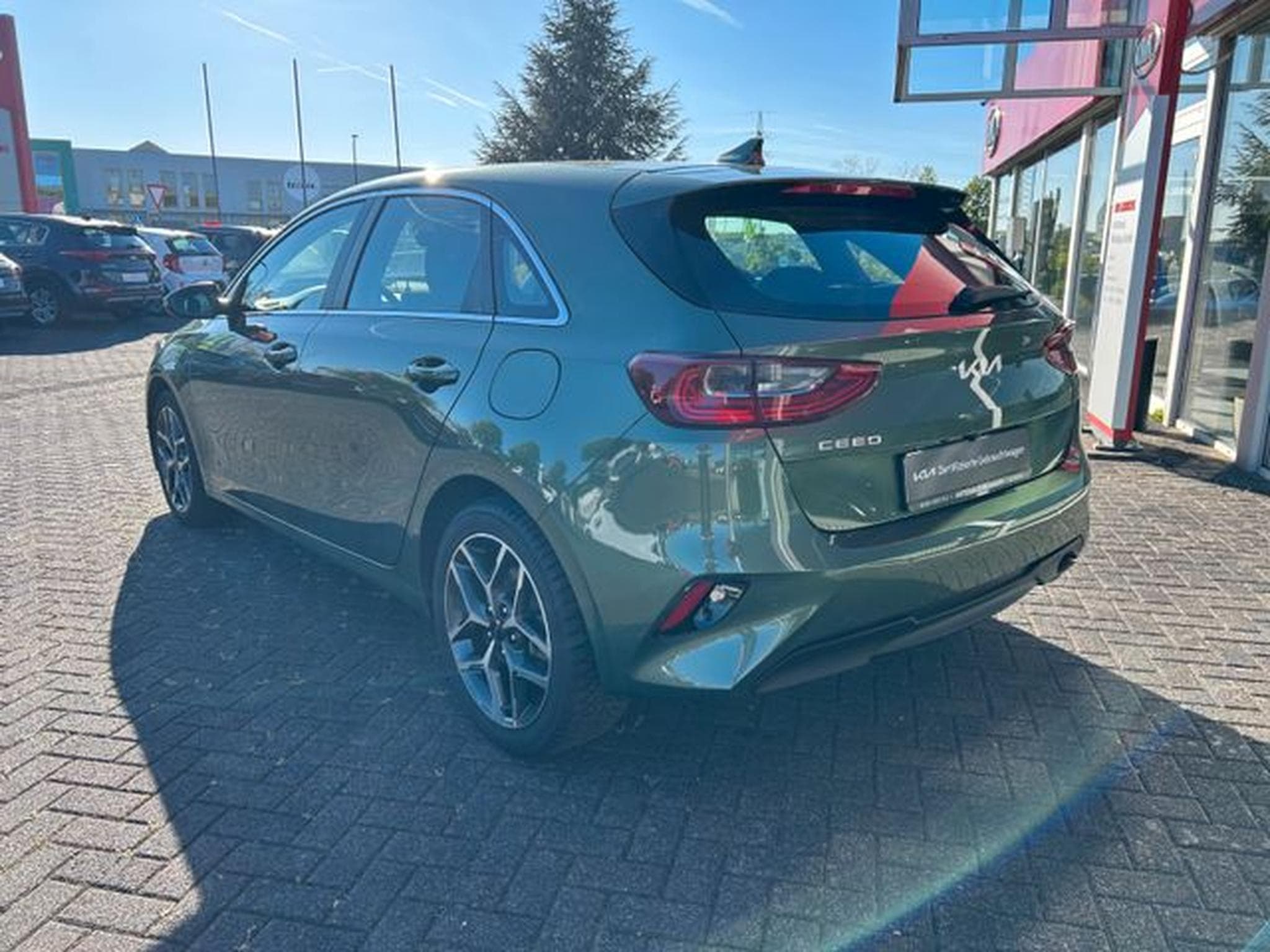 Kia Ceed Ceed 1,5 T DCT Spirit LED Navi Kamera JBL (2025) - Photo 5