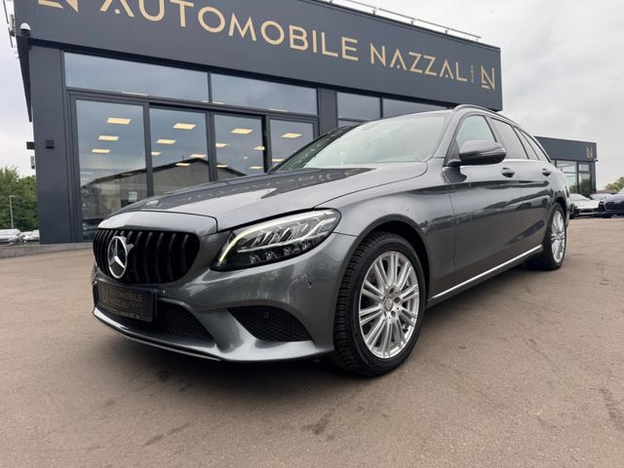 Mercedes C 180 C 180dT*FACELIFT*VOLL-LED*NAVI*AHK*LEDER*KAMERA* (2019) - Photo 2
