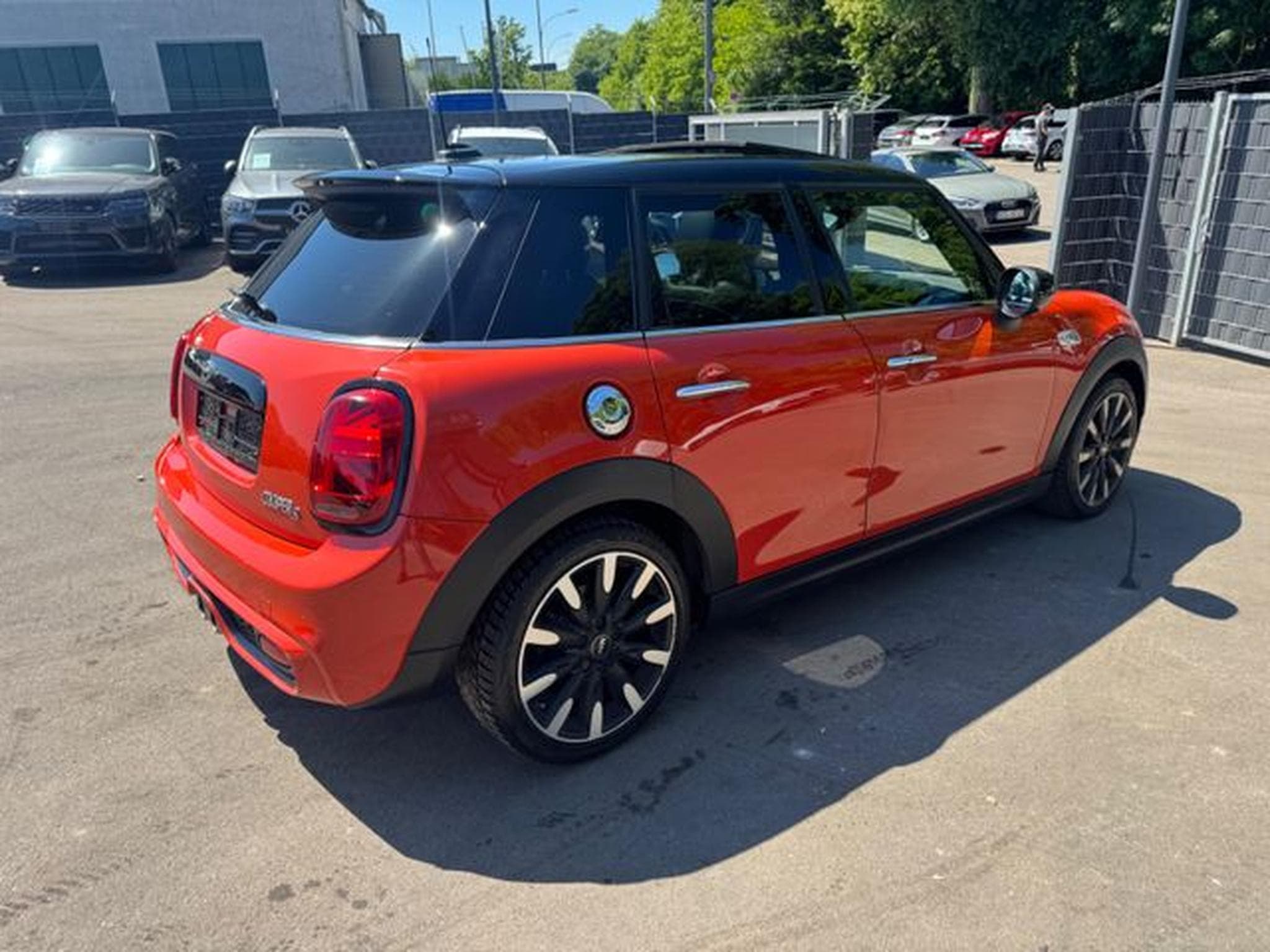 MINI Cooper COOPER S *AUT*FACELIFT*5 TÜRIG*LEDER*SOLA ORANGE (2020) - Photo 6