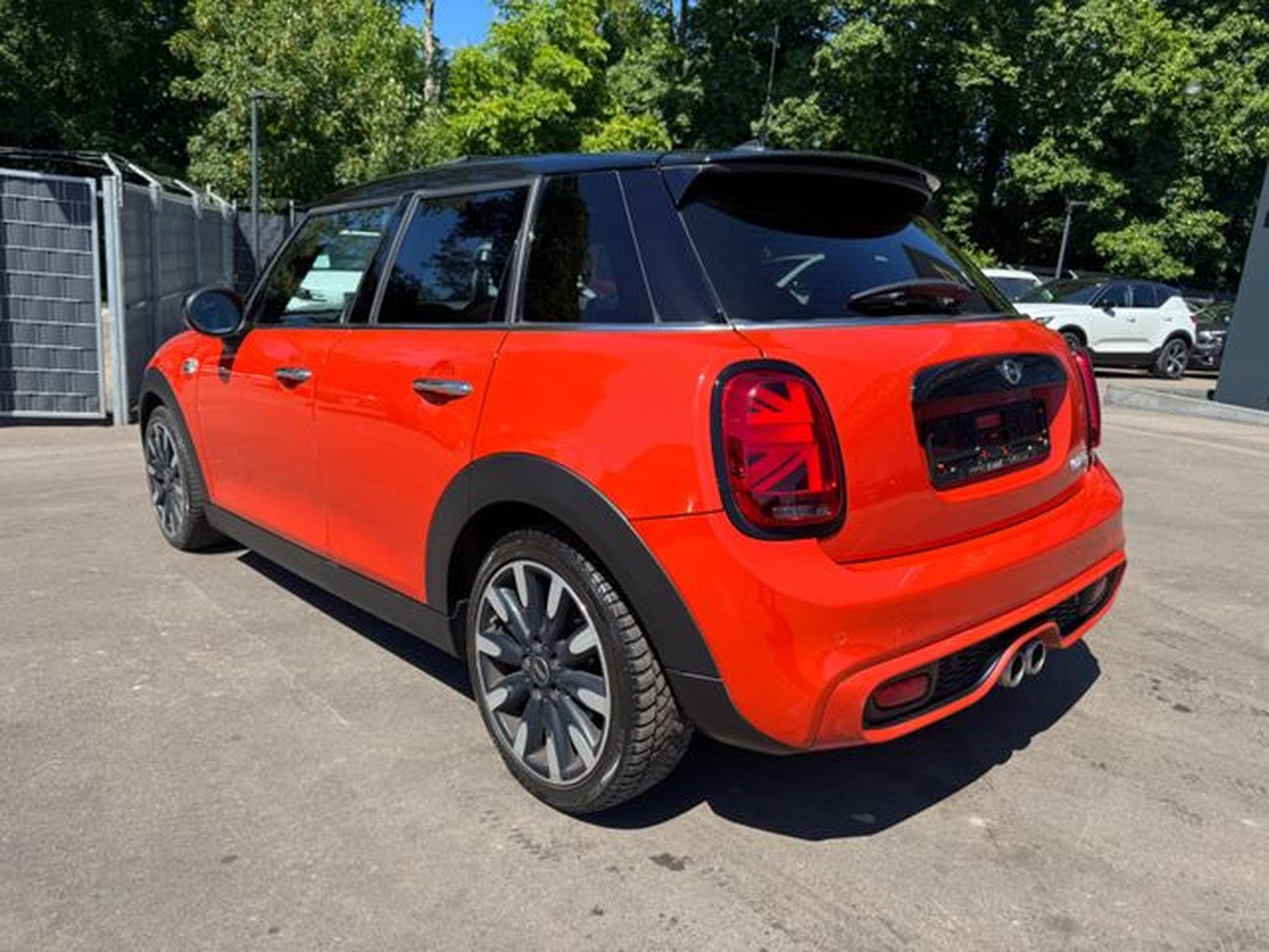 MINI Cooper COOPER S *AUT*FACELIFT*5 TÜRIG*LEDER*SOLA ORANGE (2020) - Photo 8