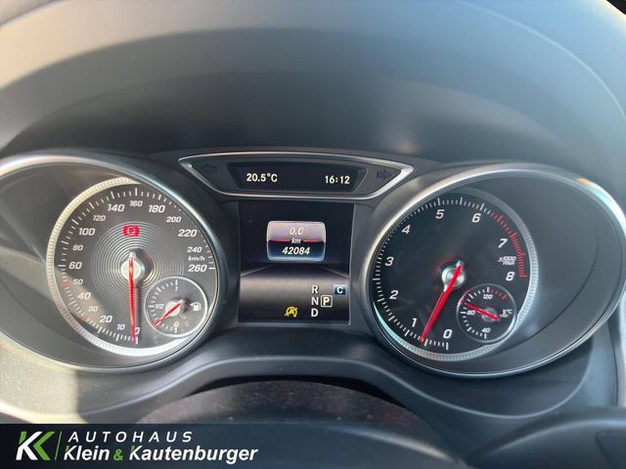Mercedes GLA 250 GLA 250 AMG +NIGHT+LED+SPORTSITZE+19 ZOLL+NAVI (2018) - Photo 15