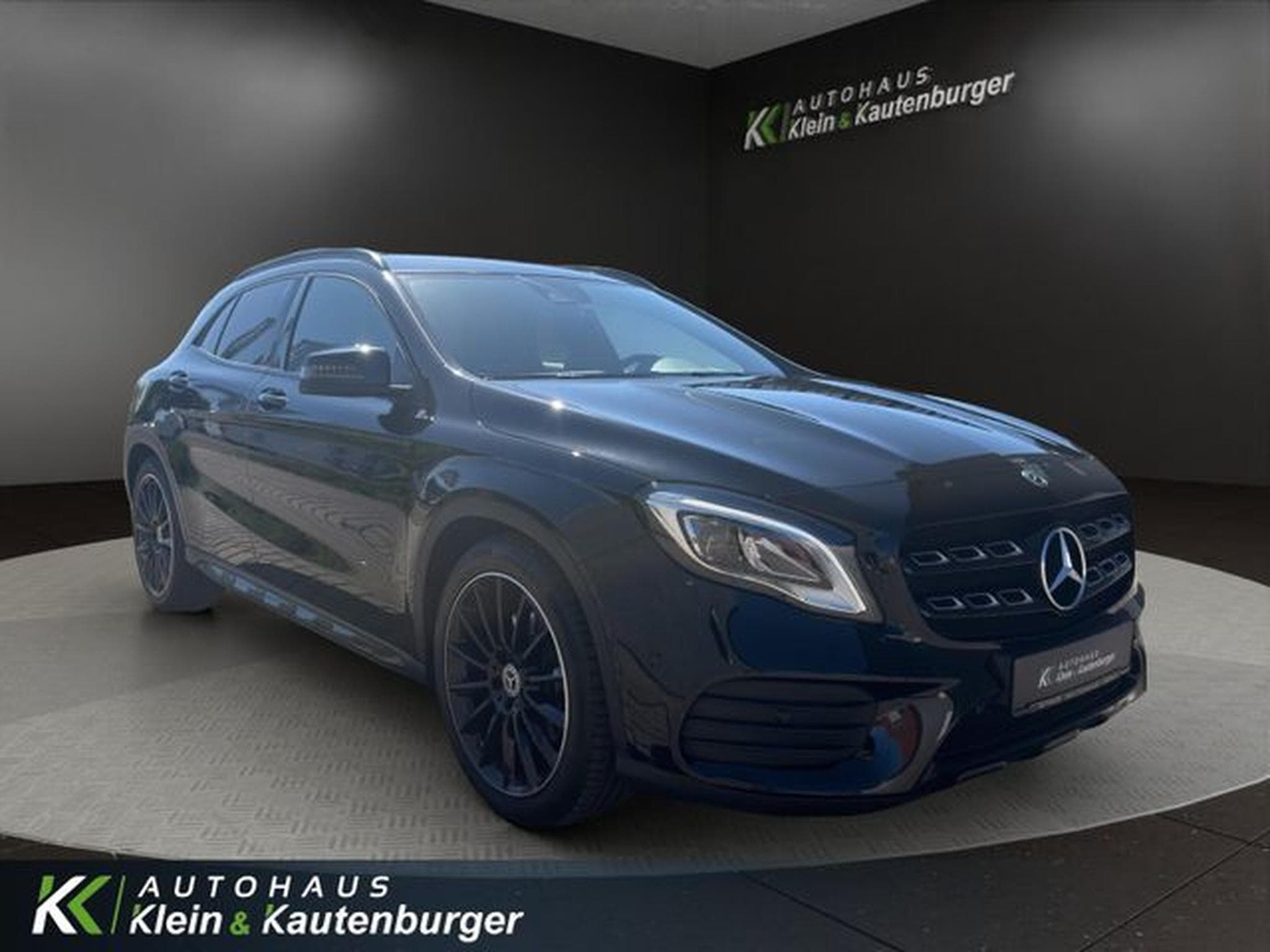 Mercedes GLA 250 GLA 250 AMG +NIGHT+LED+SPORTSITZE+19 ZOLL+NAVI (2018) - Photo 3
