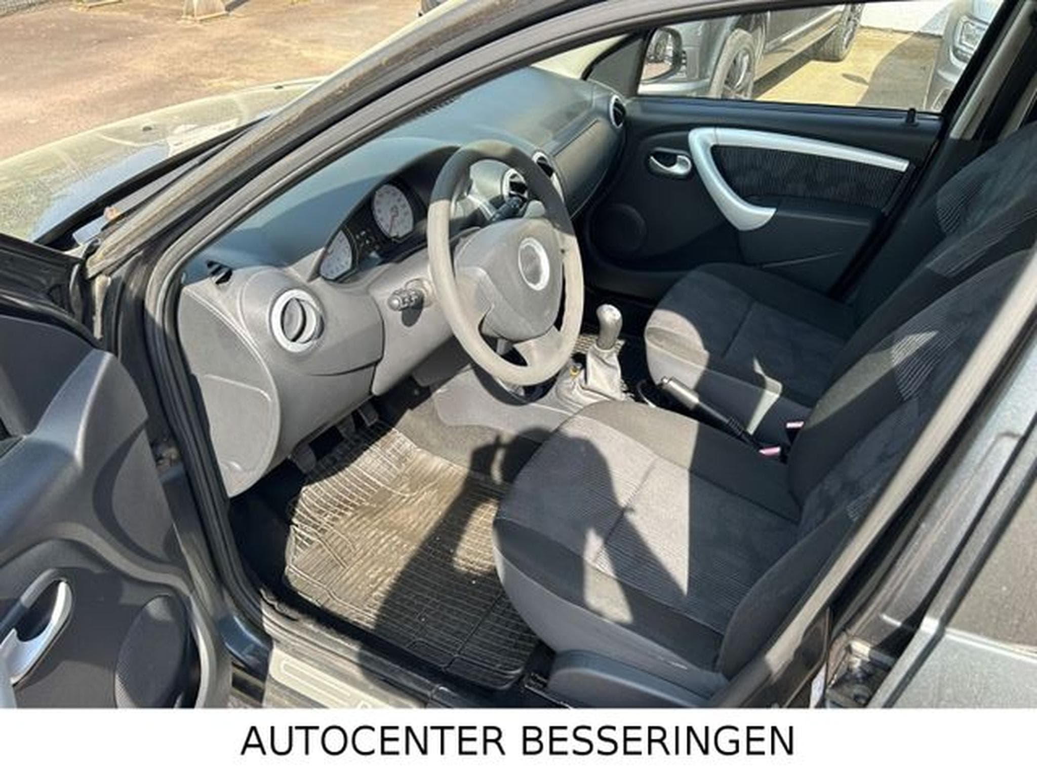 Dacia Sandero Sandero 1.4 MPI * KLIMA * SERVO * EURO 4 * (2008) - Foto 5