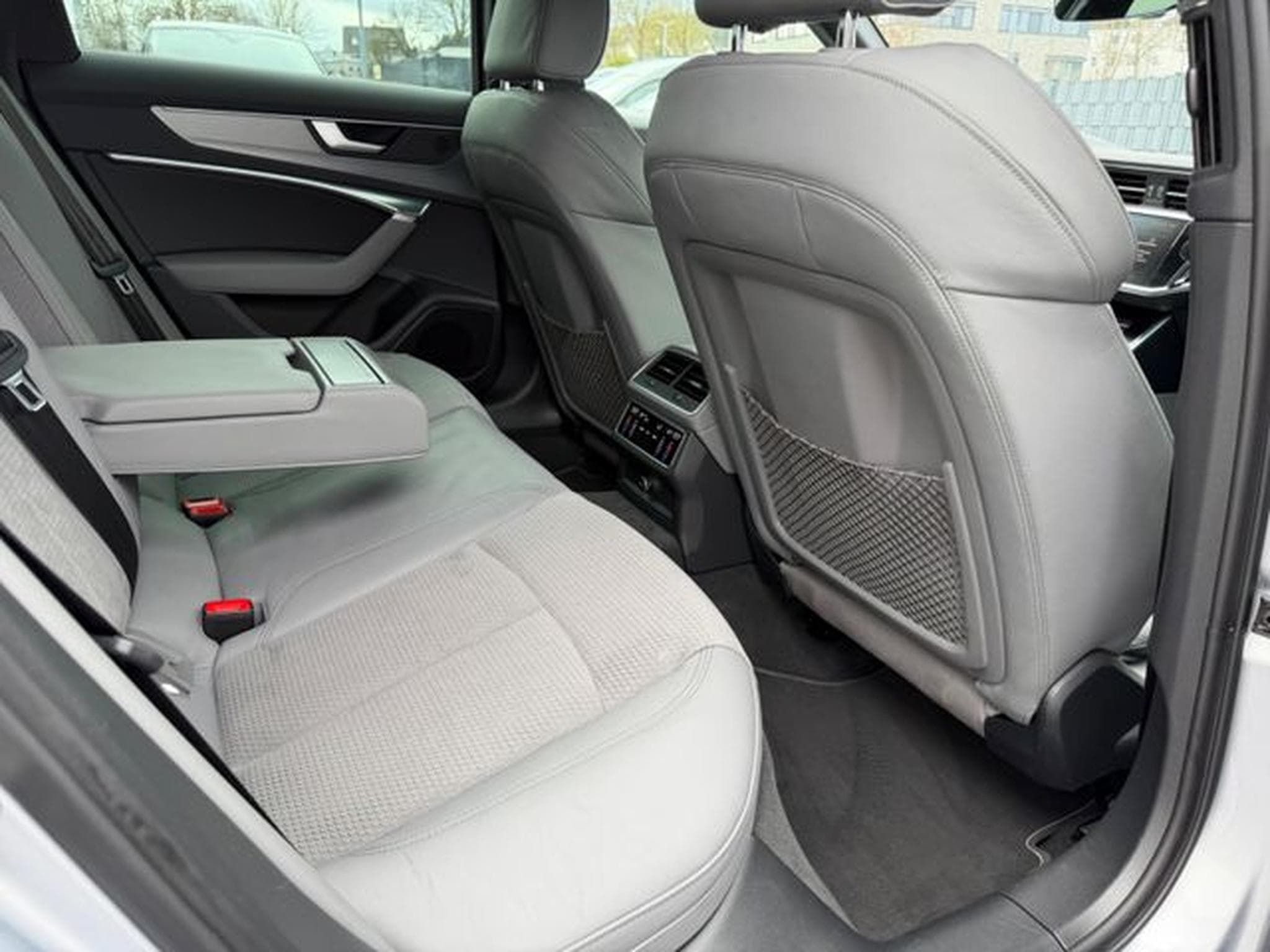 Audi A6 A6 Avant 50 TDI quattro S line Sport Plus Paket (2021) - Foto 15