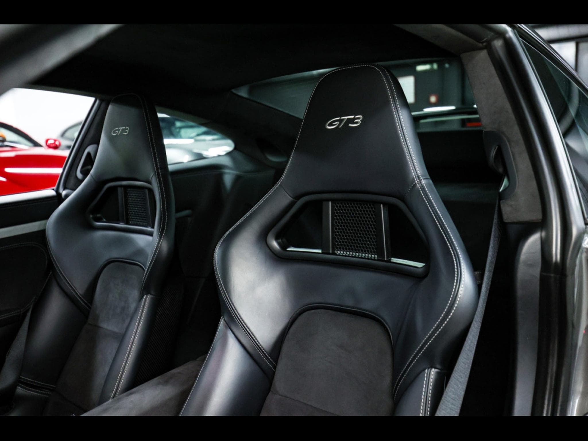 Porsche 911 .1 911 3.8 GT3 PDK – GRIS QUARTZ (2015) - Photo 13