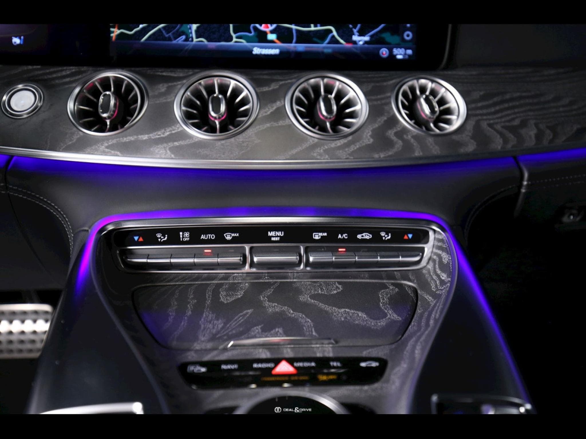 Mercedes AMG GT 4-Door 4.0 V8 63 S 4MATIC+ (639 CH) - DIAMOND WHITE METALLIC DESIGN (2019) - Photo 14