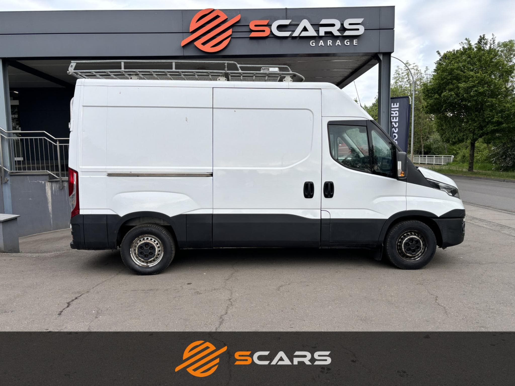 Iveco Daily 35S15 145cv L2H2   Attelage 3.5t (2015) - Foto 3