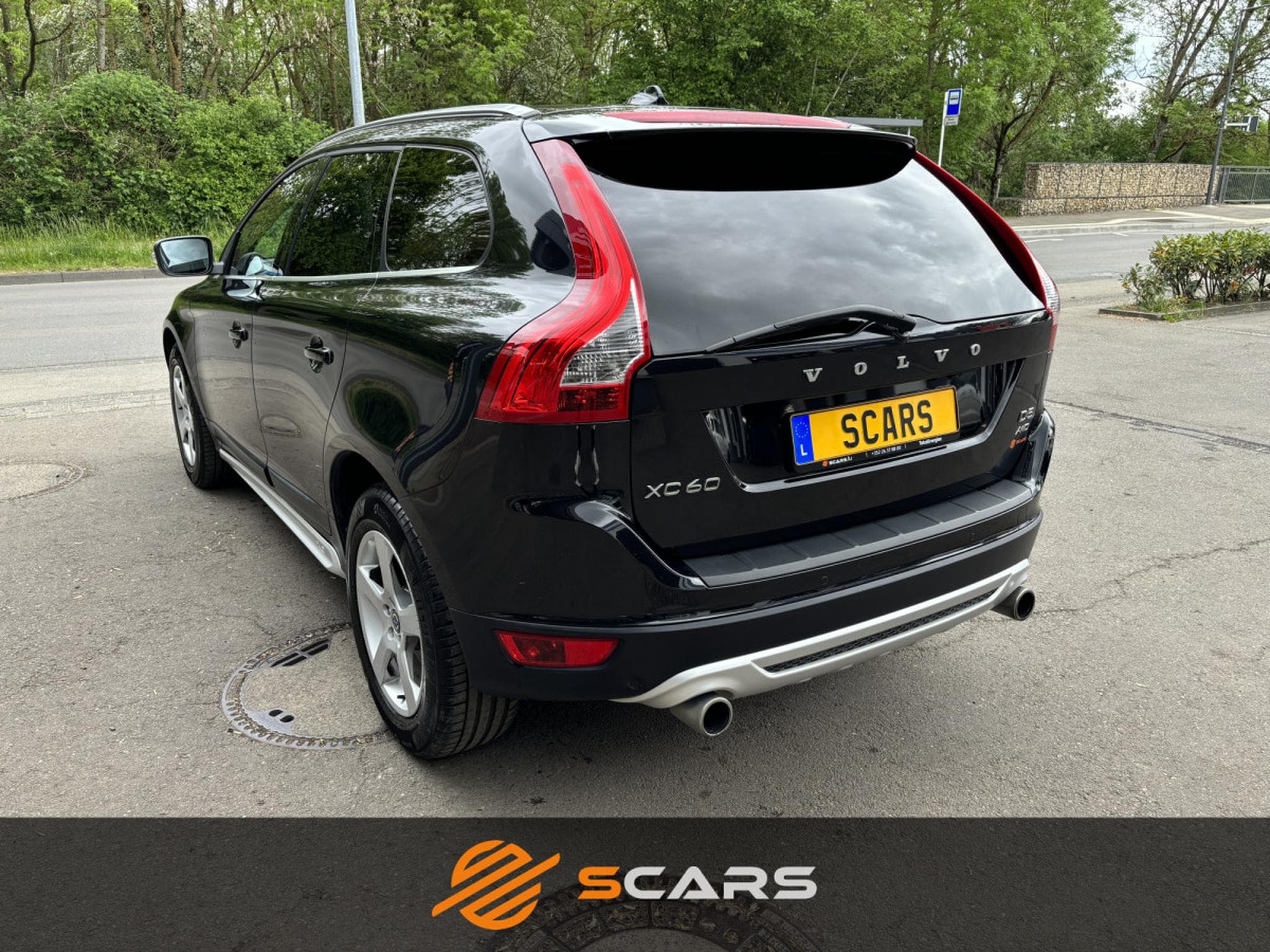 Volvo XC60 R DESIGN 2.4 D5 215CV 4x4 AWD (2012) - Photo 6
