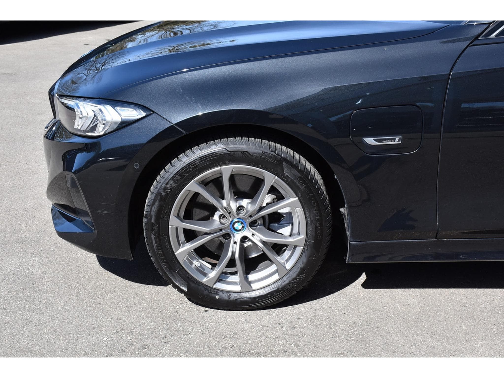 BMW 320 eA Touring PHEV 32g CO2 REGUL LANE GPS CAM PARK 1° MAIN (2023) - Photo 5