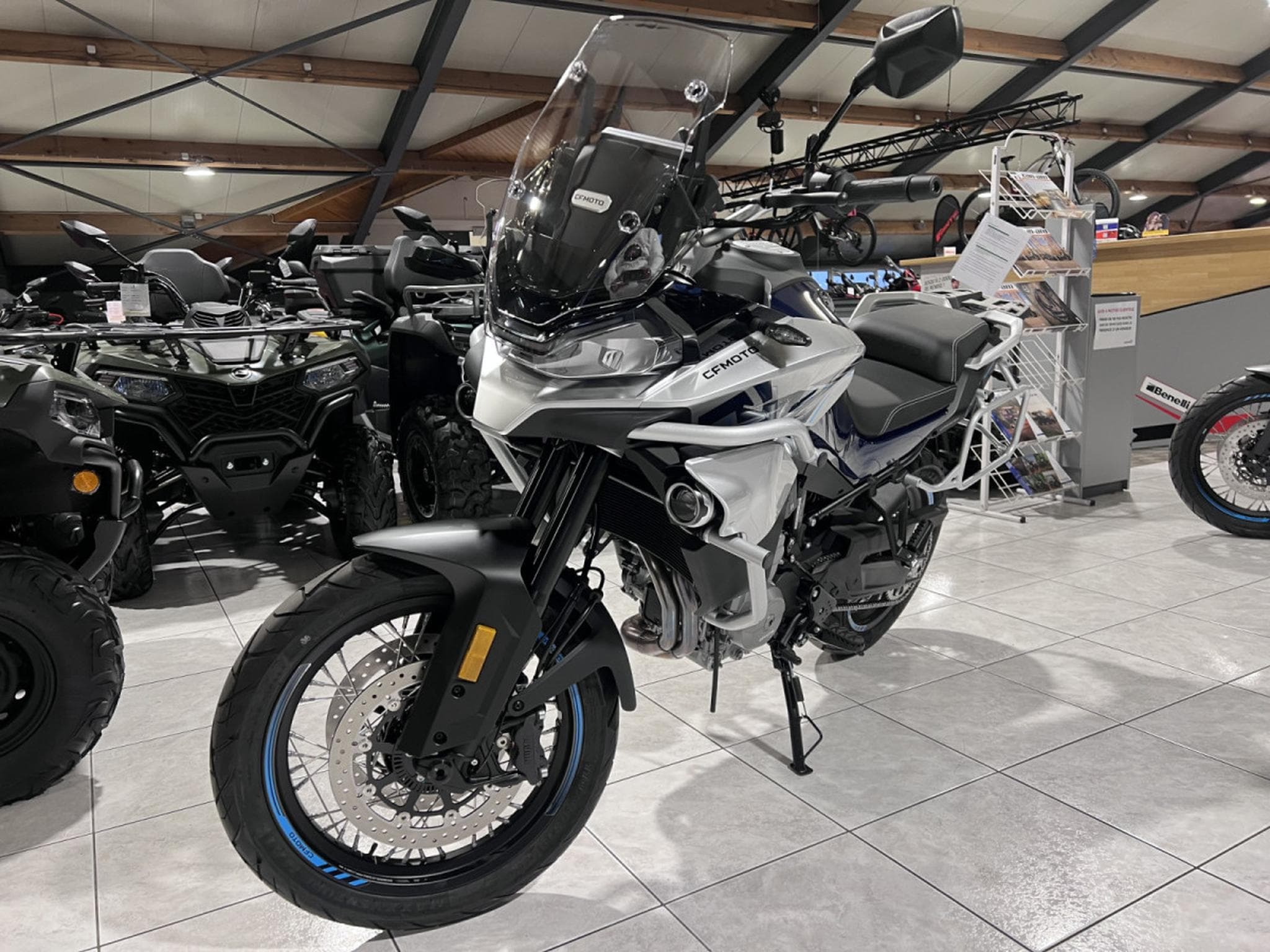 CF Moto MT SPORT (2026) - Photo 2