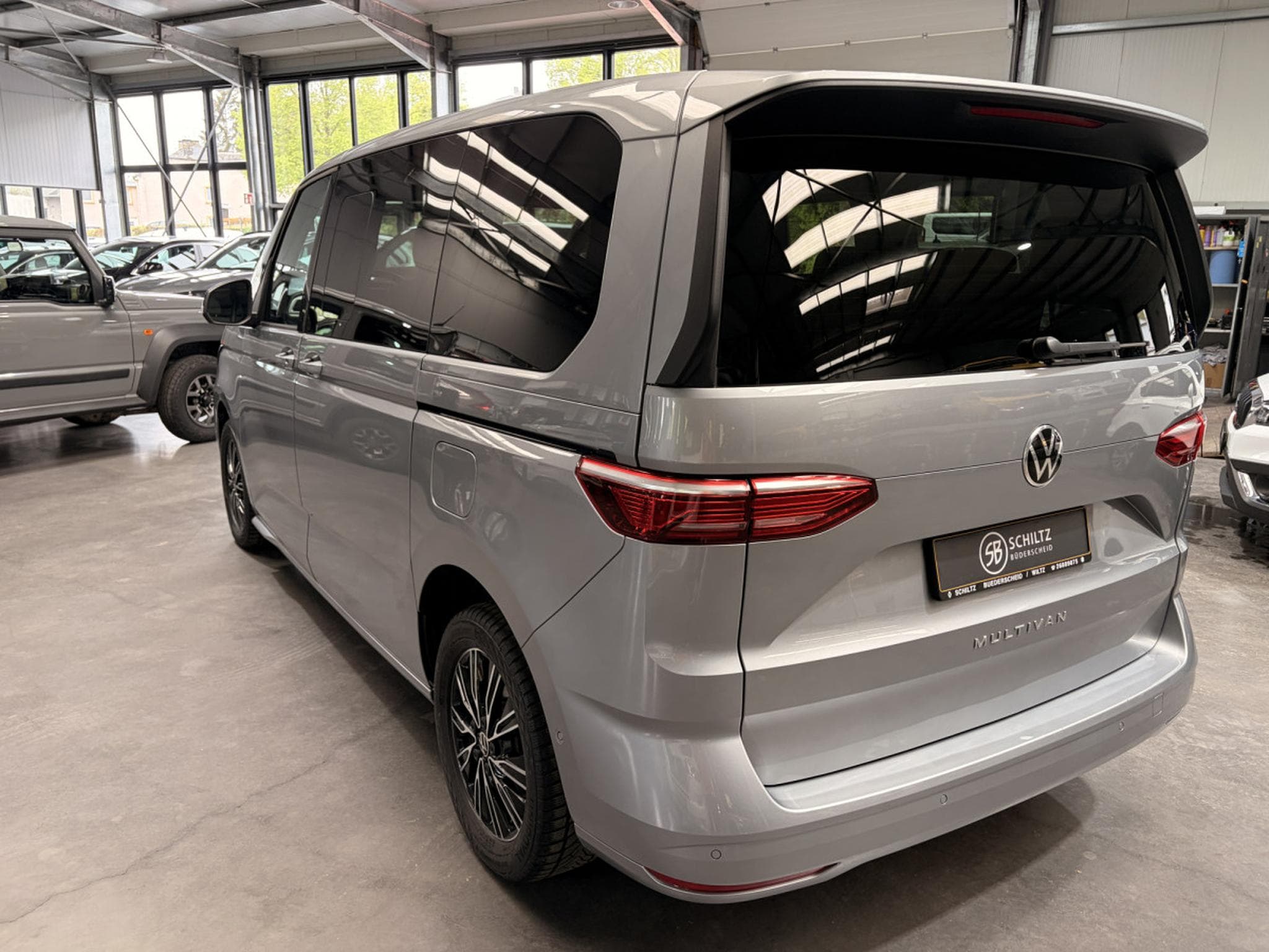 VW Multivan 2.0 TDI 150 7 places (2024) - Photo 5