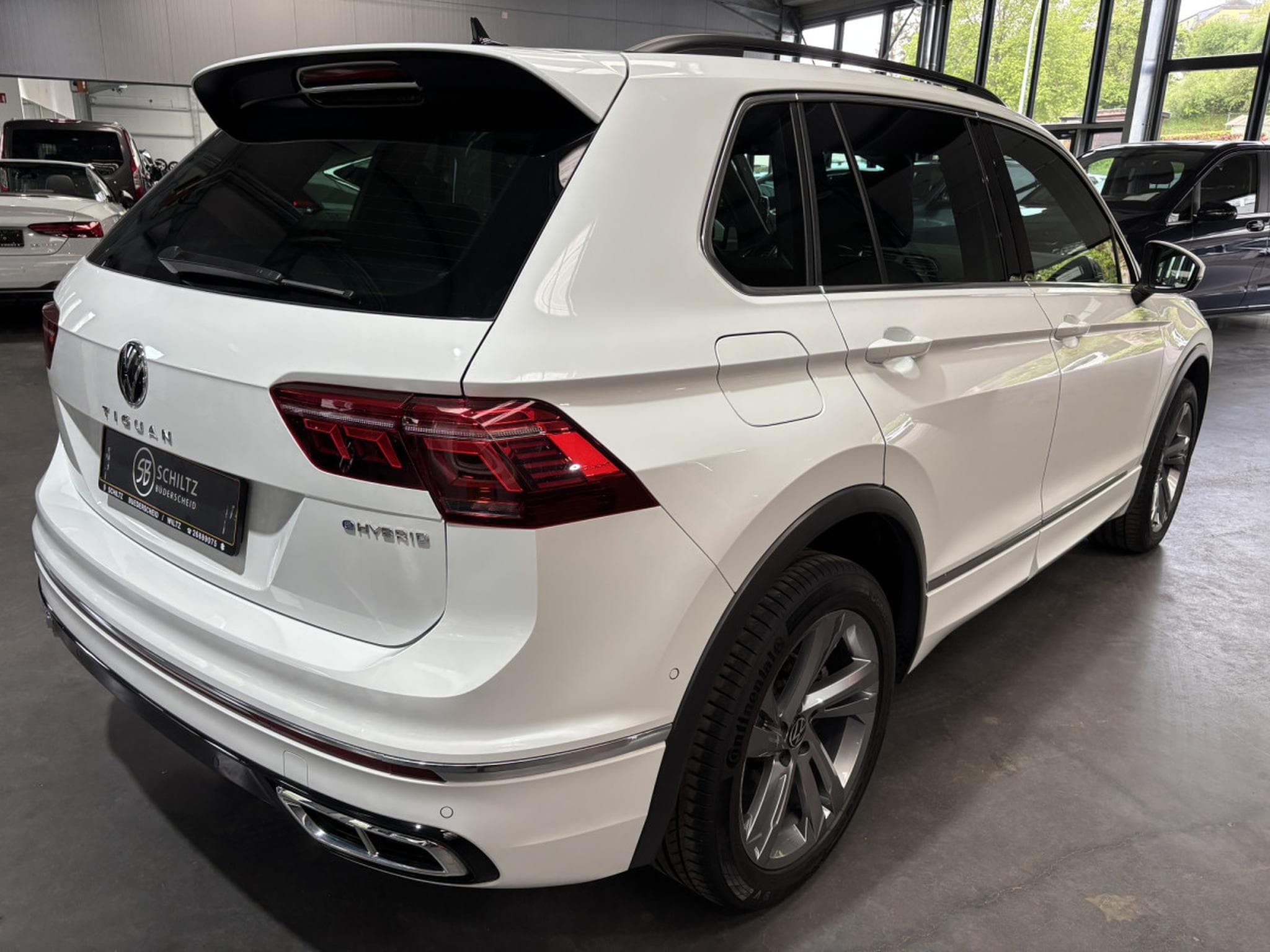 VW Tiguan 1.4 TSI Plug-in Hybrid R-Line (2022) - Photo 2