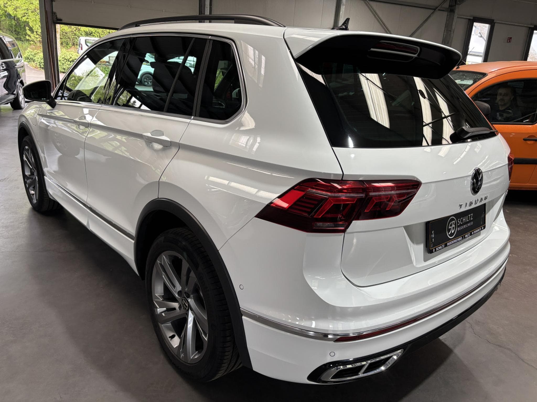 VW Tiguan 1.4 TSI Plug-in Hybrid R-Line (2022) - Photo 4