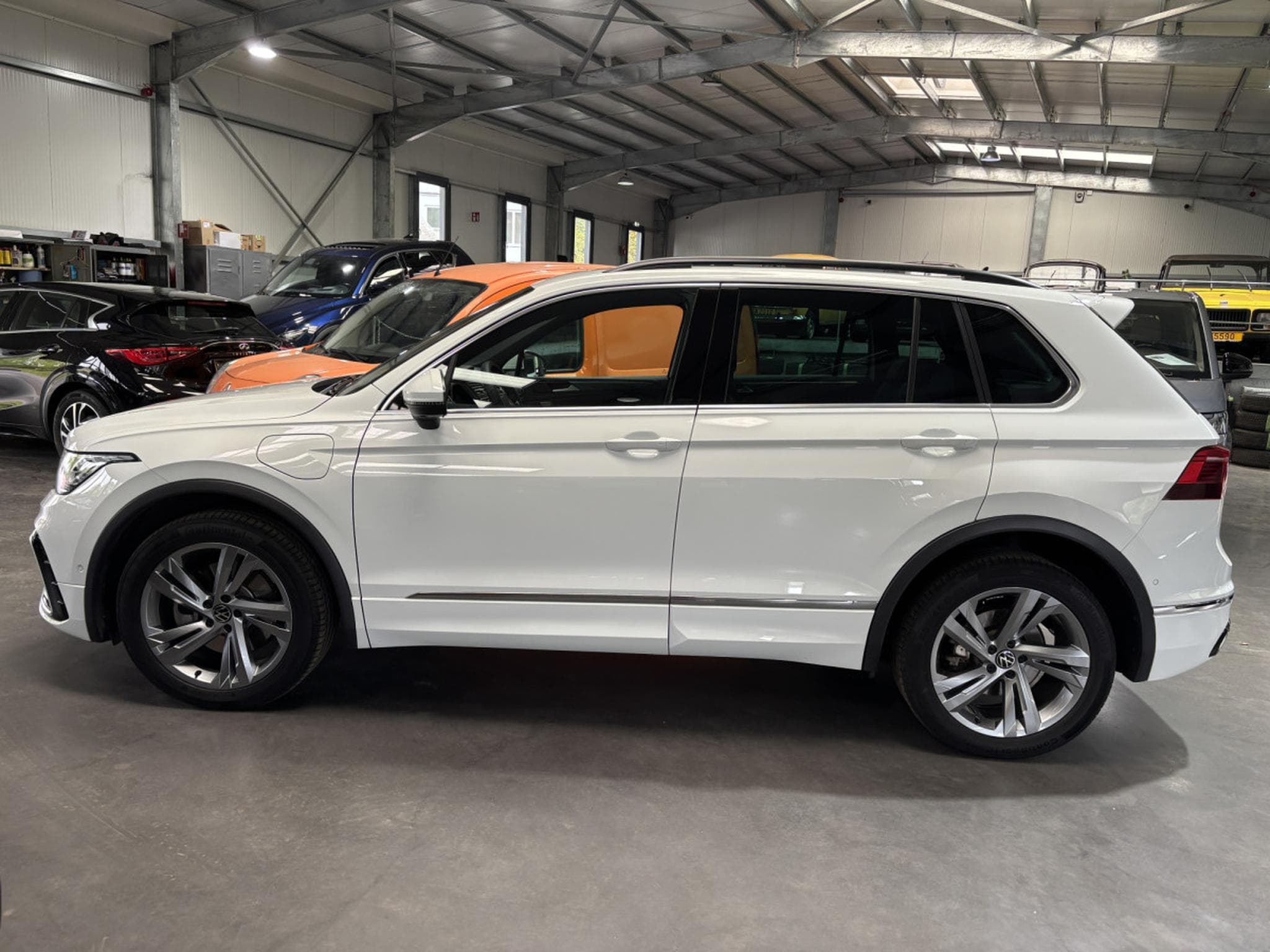 VW Tiguan 1.4 TSI Plug-in Hybrid R-Line (2022) - Photo 5
