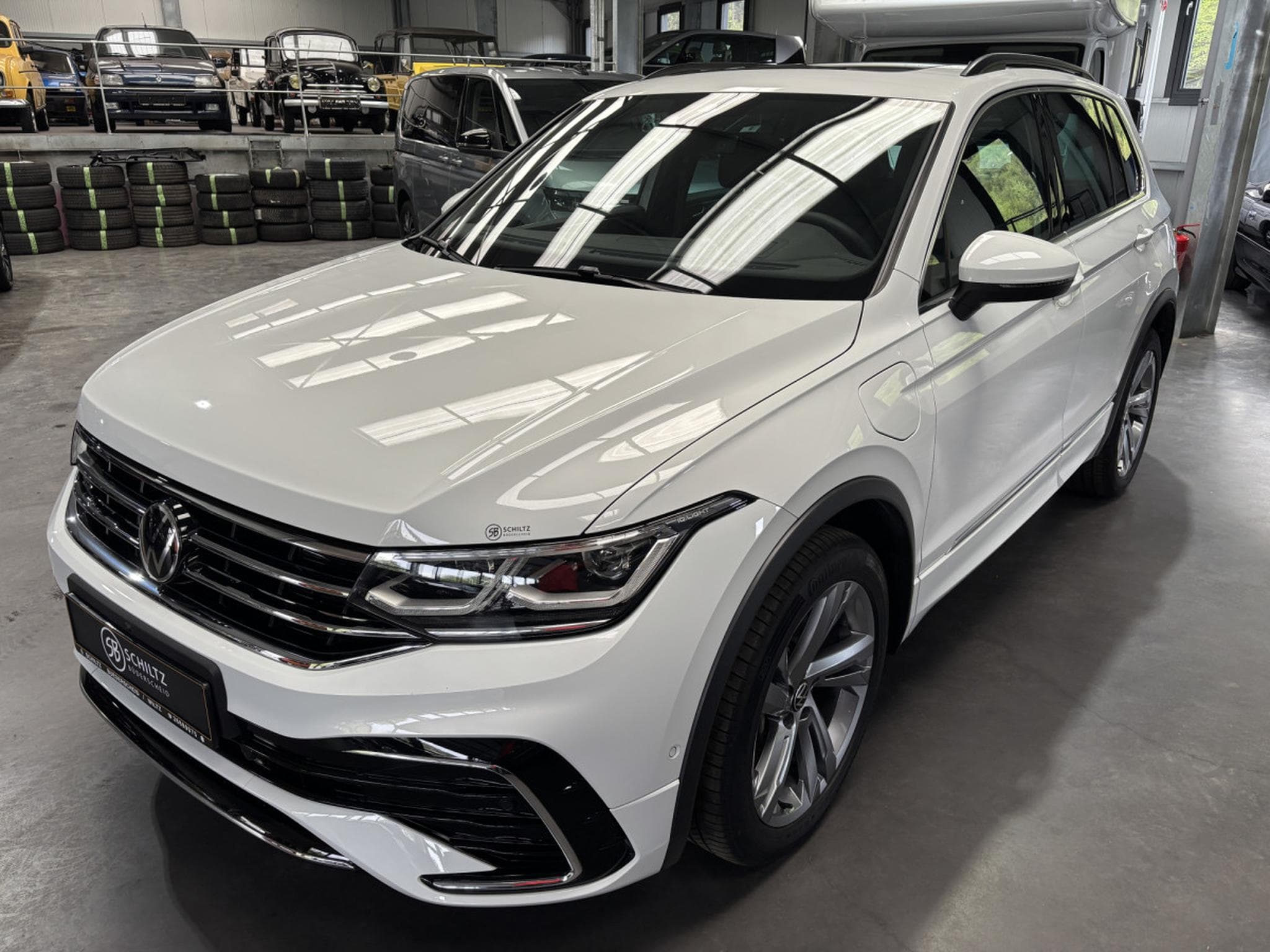 VW Tiguan 1.4 TSI Plug-in Hybrid R-Line (2022) - Photo 6
