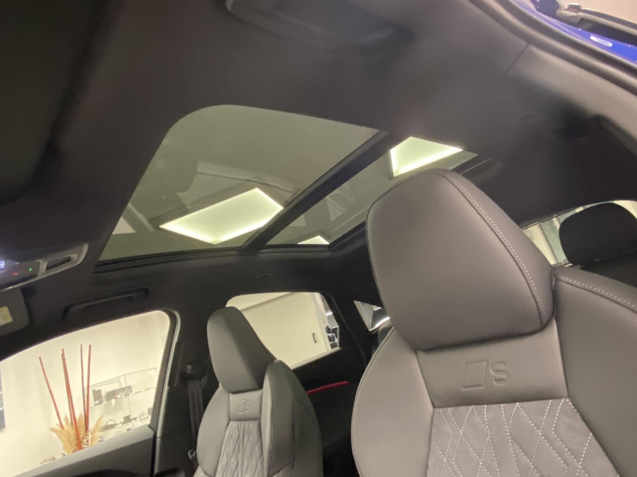 Audi Q5 Sportback S line e-hybrid quattro  367 CV / 270 kW S tronic (2026) - Foto 6