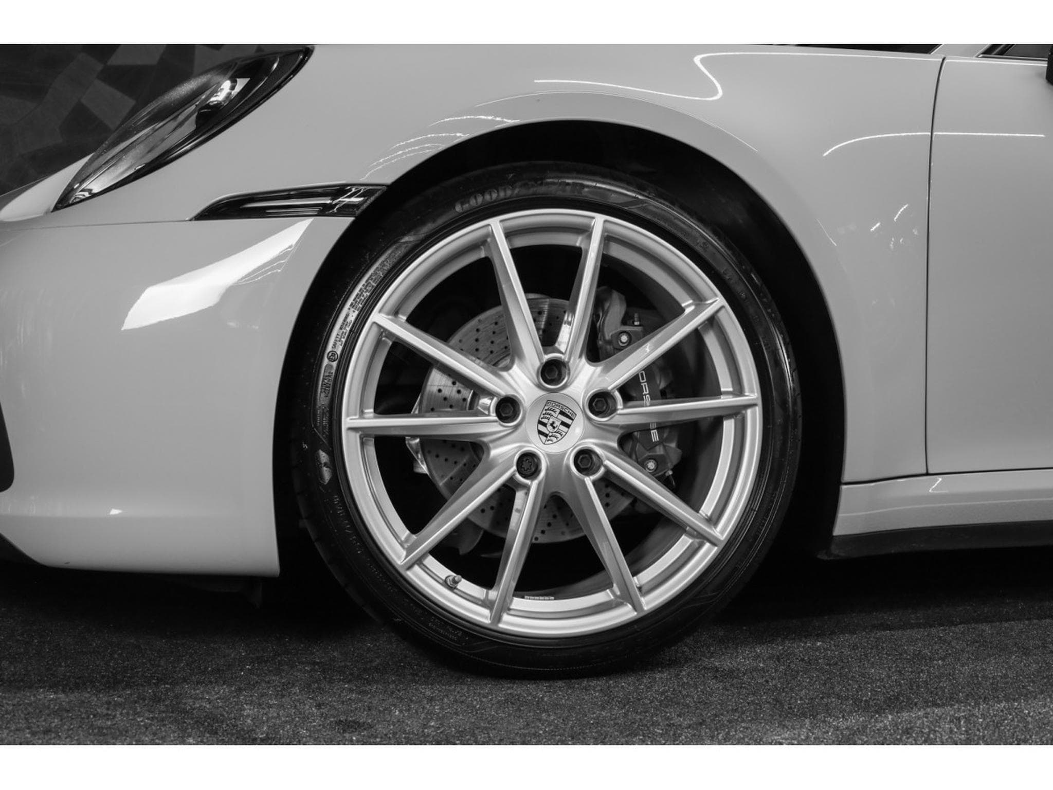 Porsche 911 992.1 Carrera Coupé PDK (2024) - Photo 15
