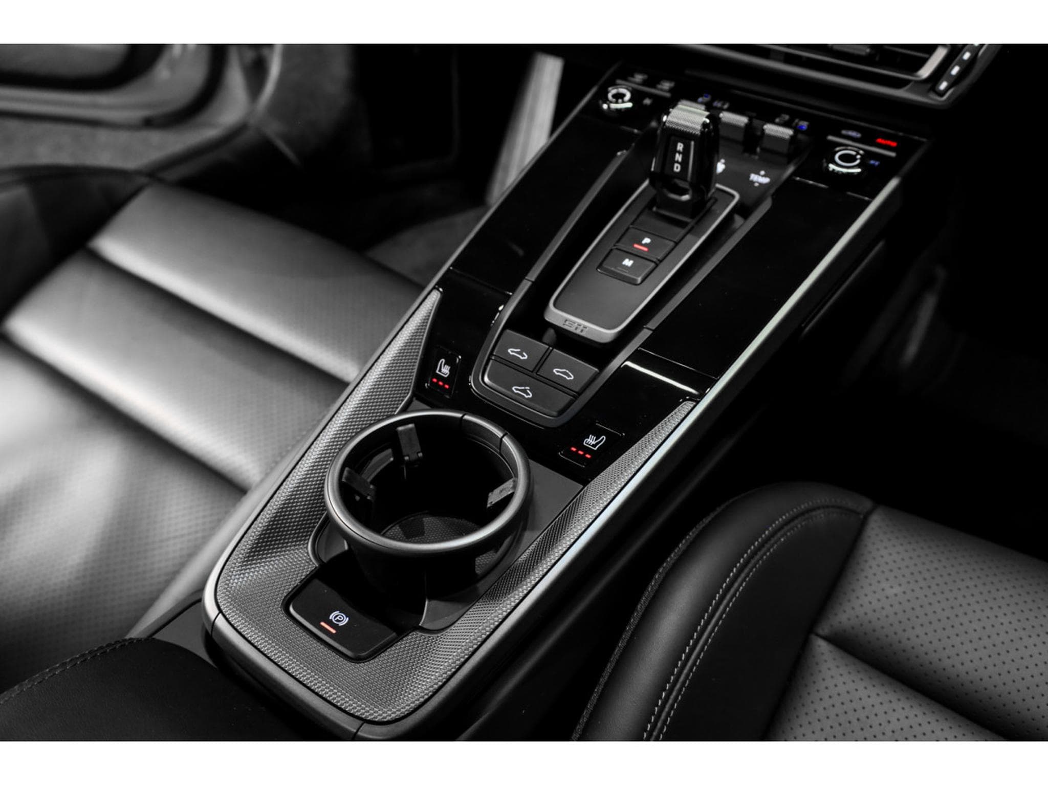 Porsche 911 992.1 Carrera Coupé PDK (2024) - Photo 18