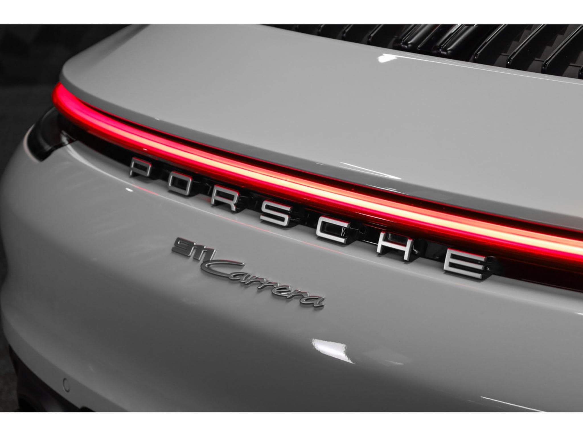 Porsche 911 992.1 Carrera Coupé PDK (2024) - Photo 23