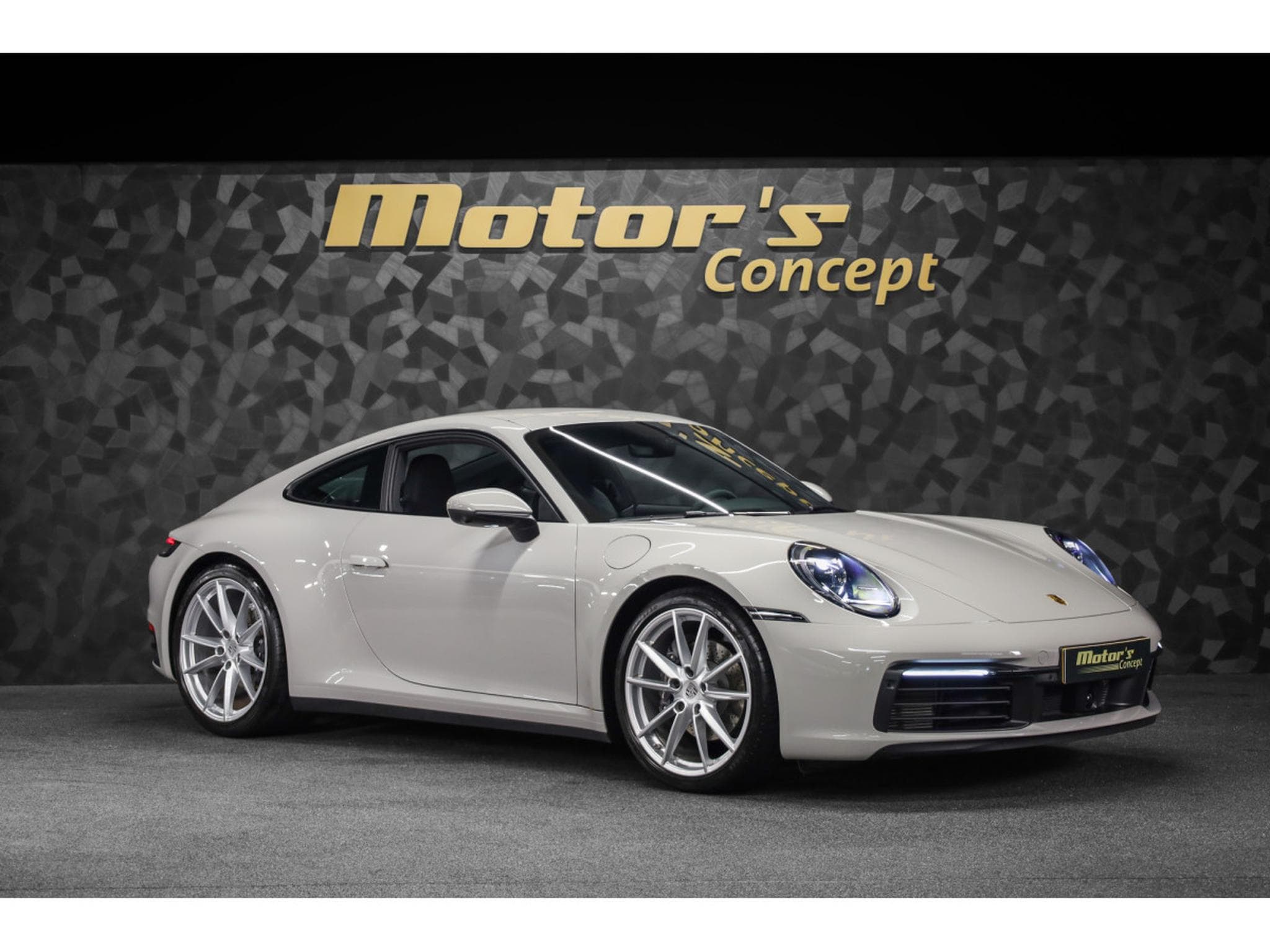 Porsche 911 992.1 Carrera Coupé PDK (2024) - Photo 6