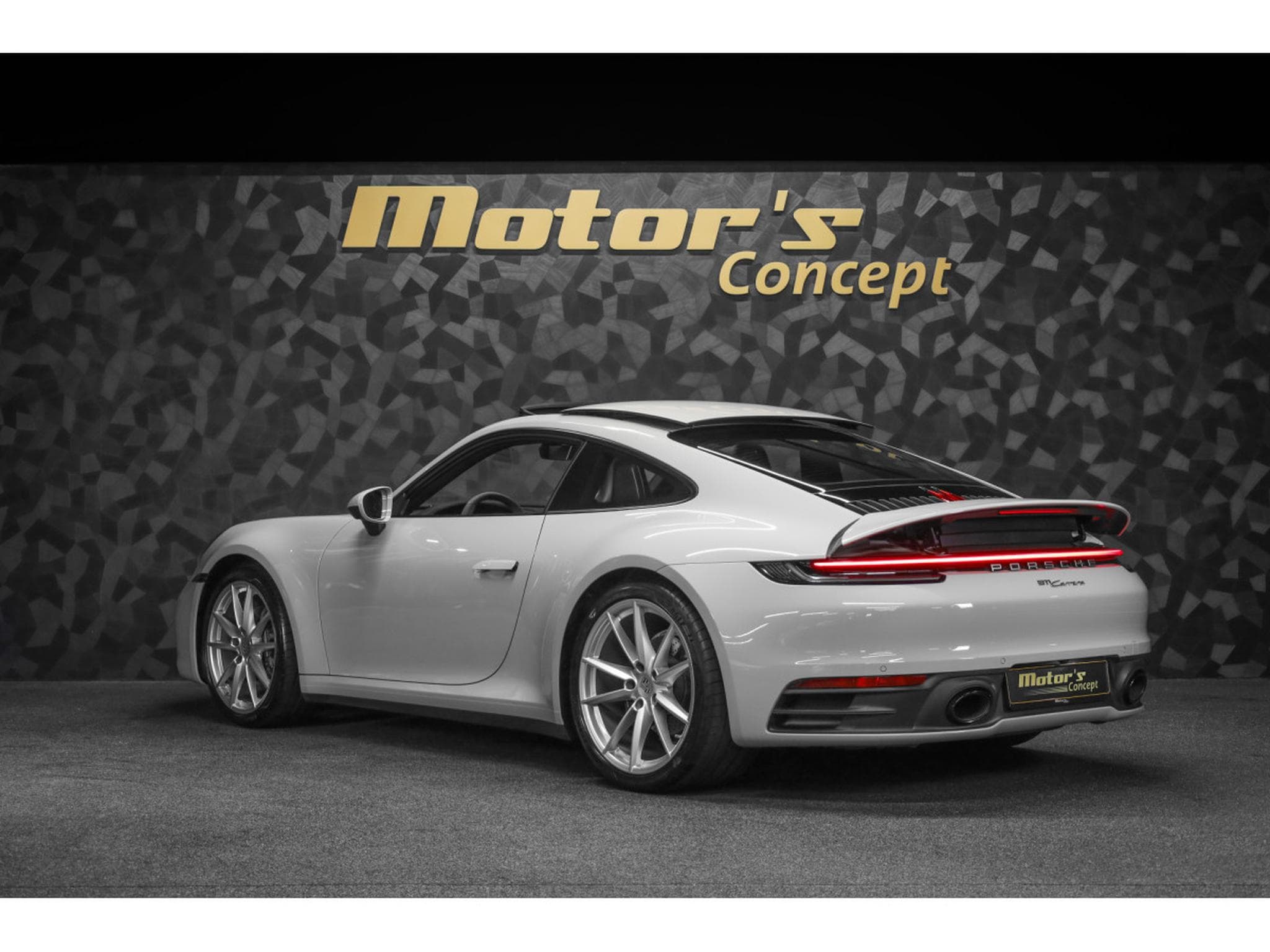 Porsche 911 992.1 Carrera Coupé PDK (2024) - Photo 7