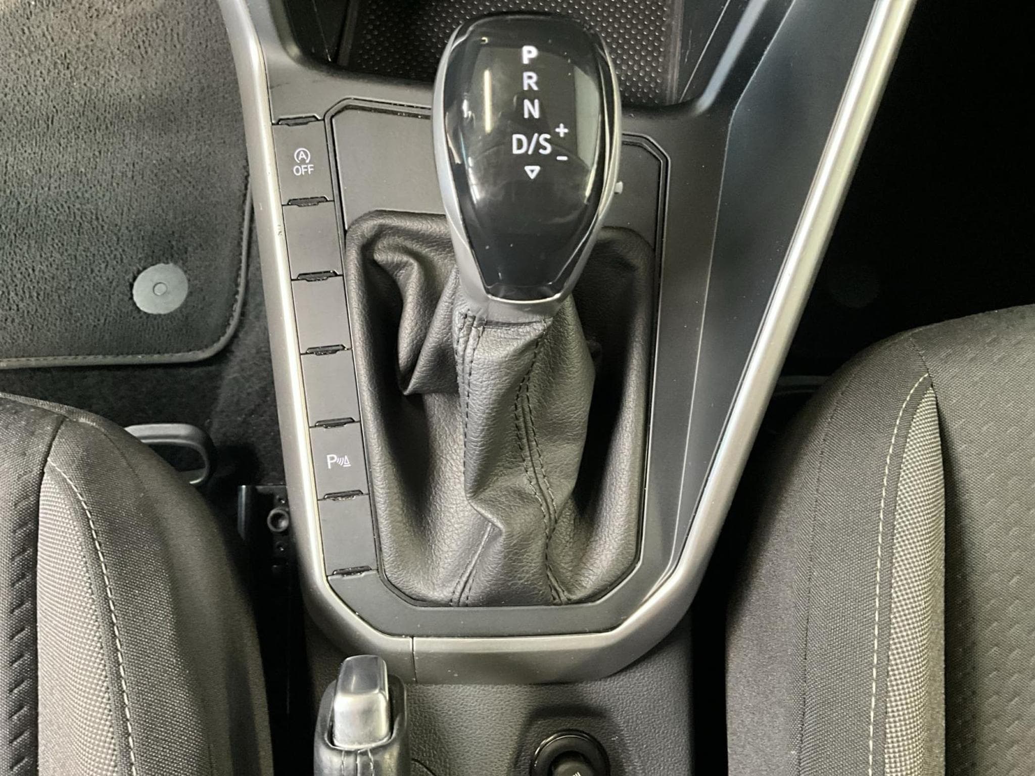 VW Polo Life+DSG+RearView+LED (2023) - Photo 14