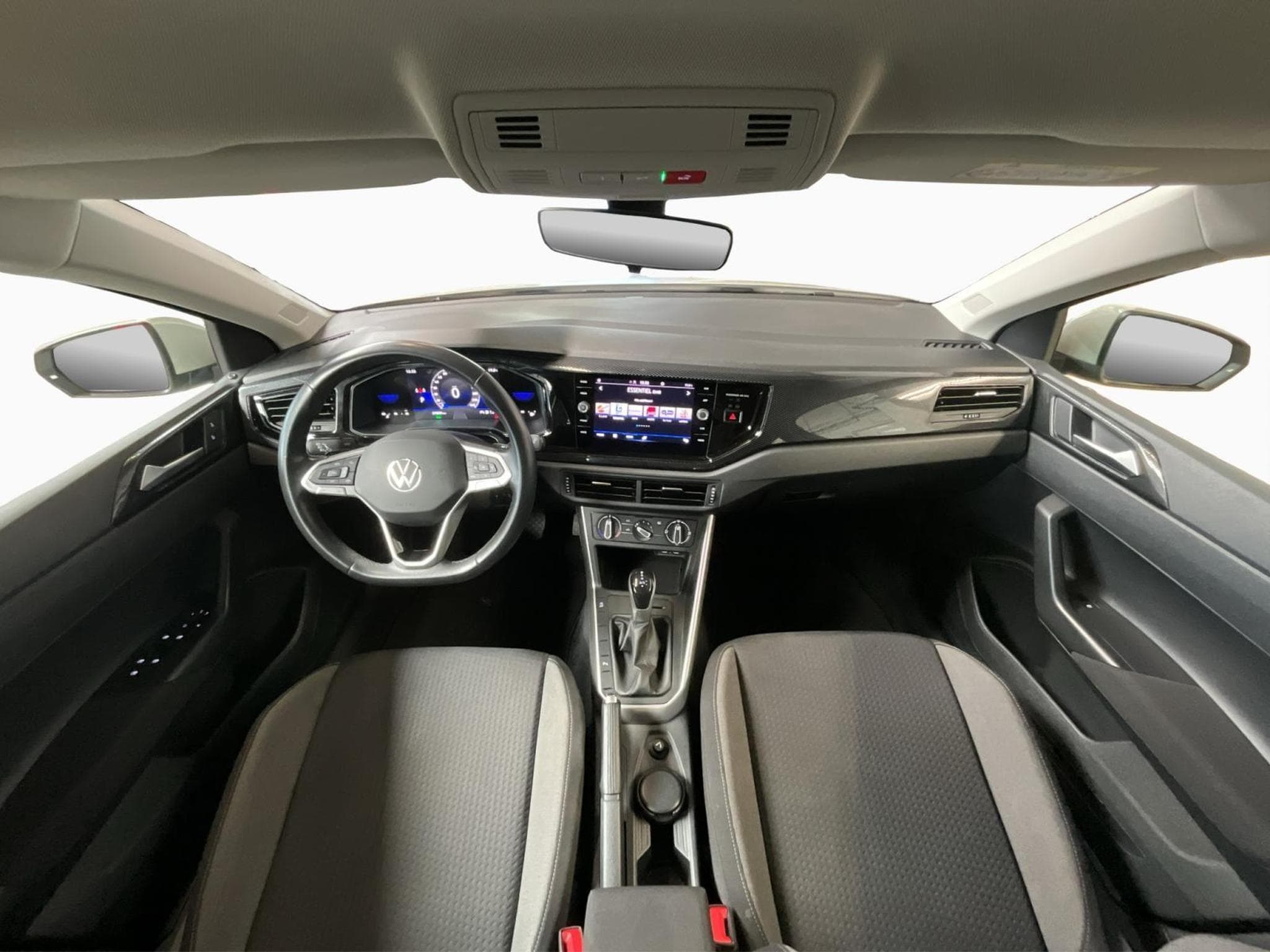 VW Polo Life+DSG+RearView+LED (2023) - Photo 2