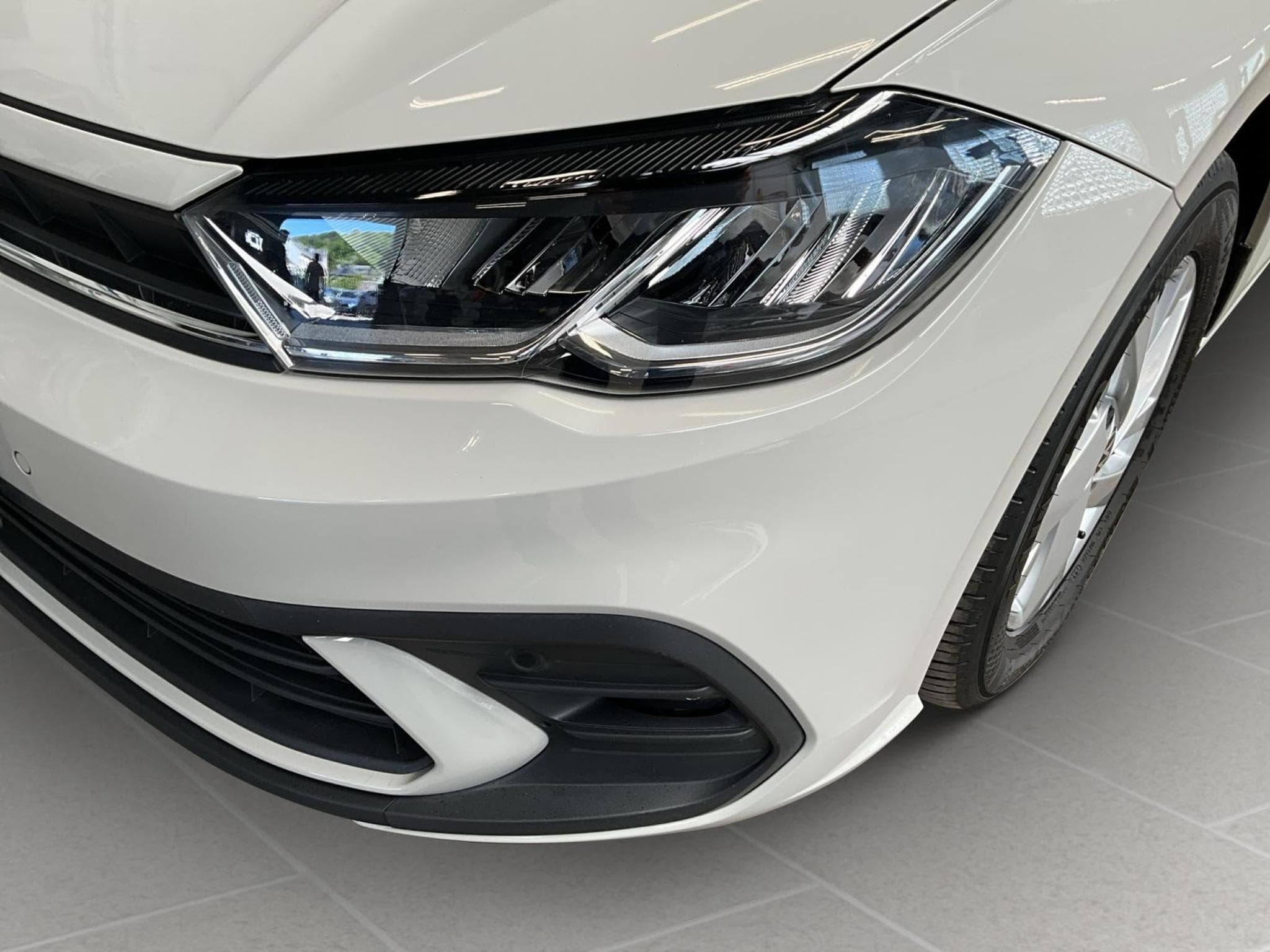 VW Polo Life+DSG+RearView+LED (2023) - Photo 9