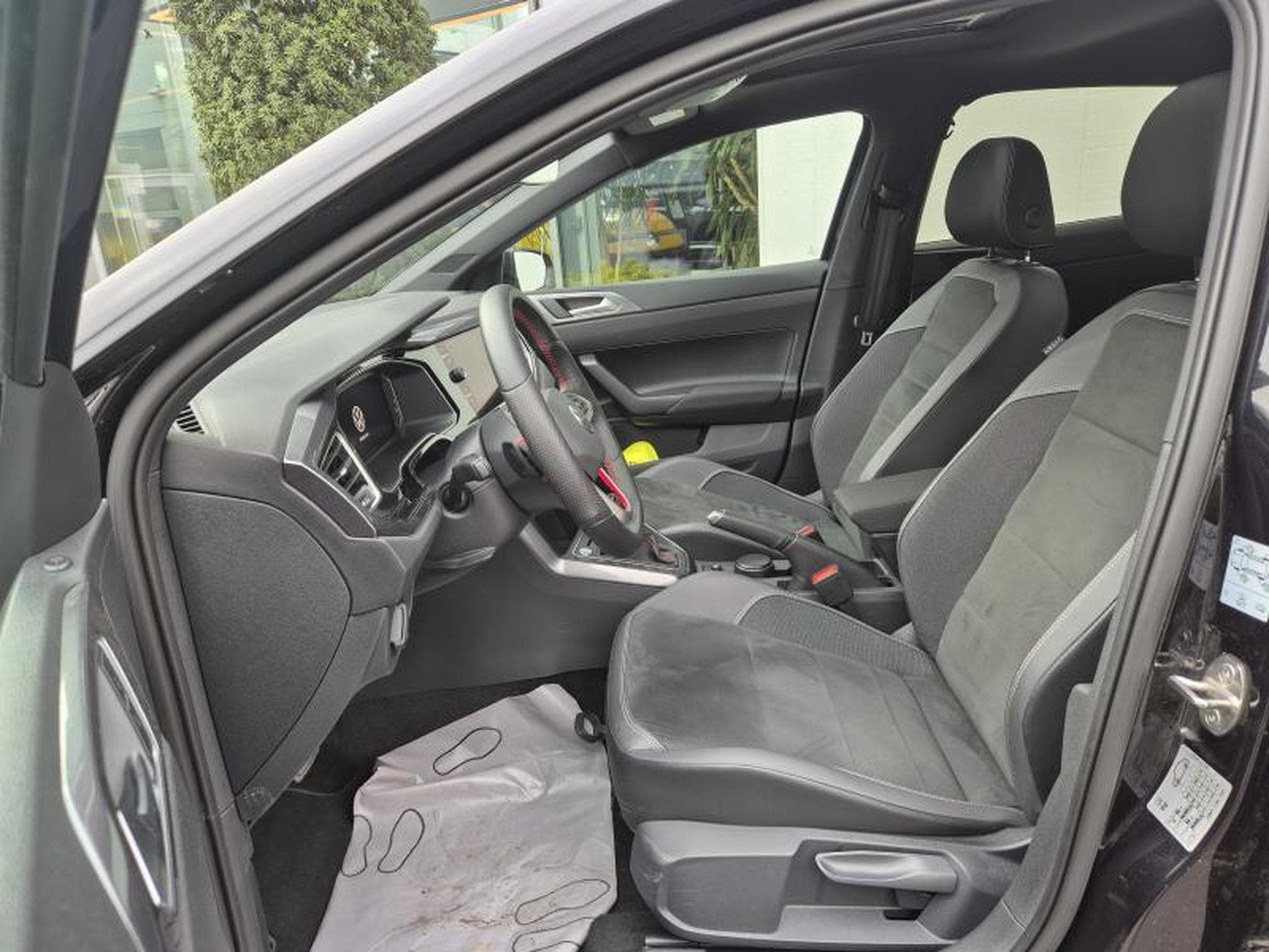 VW Polo VI GTI (2024) - Photo 8