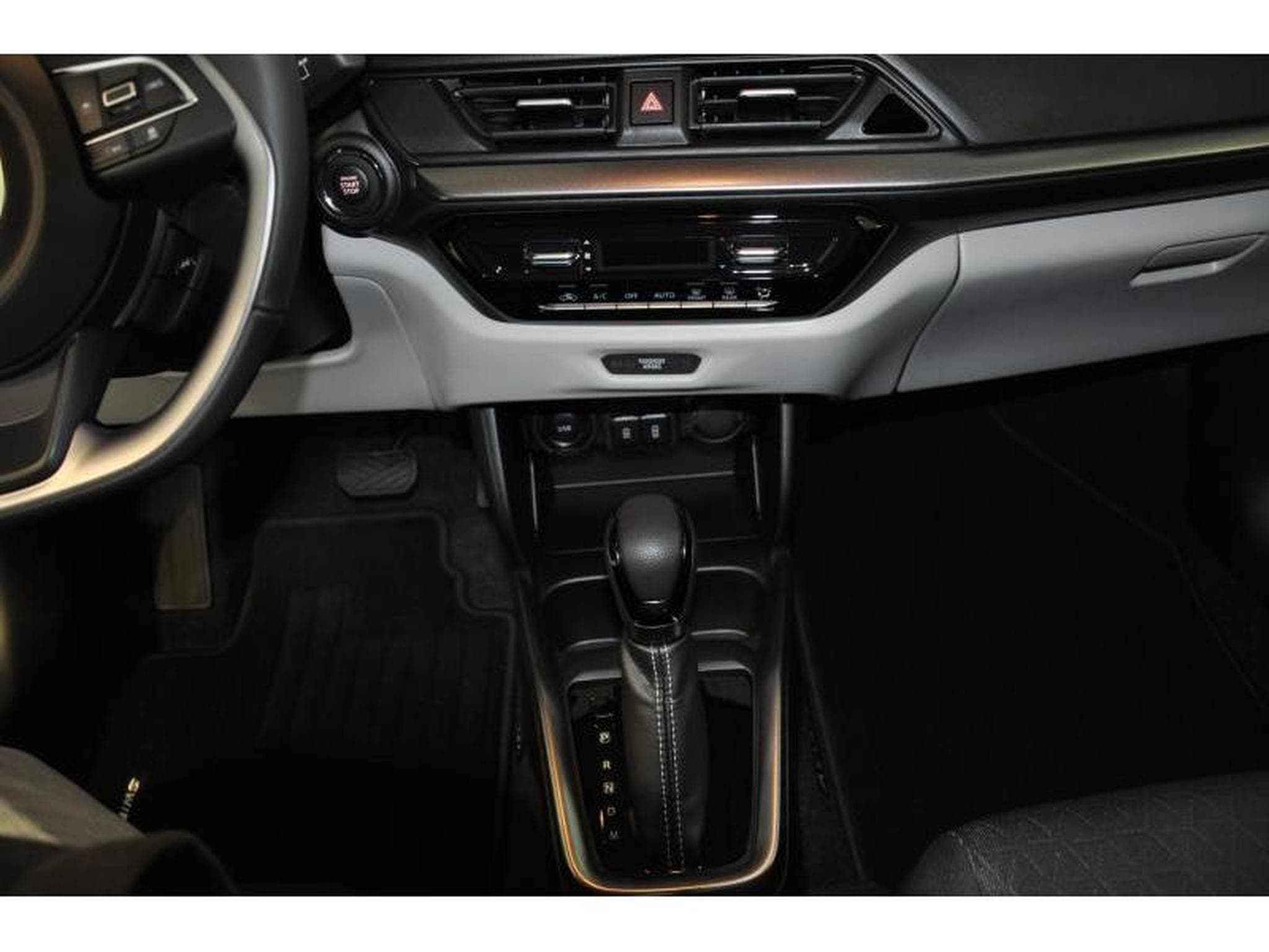 Suzuki Swift GLX AUTO7 (2026) - Foto 18