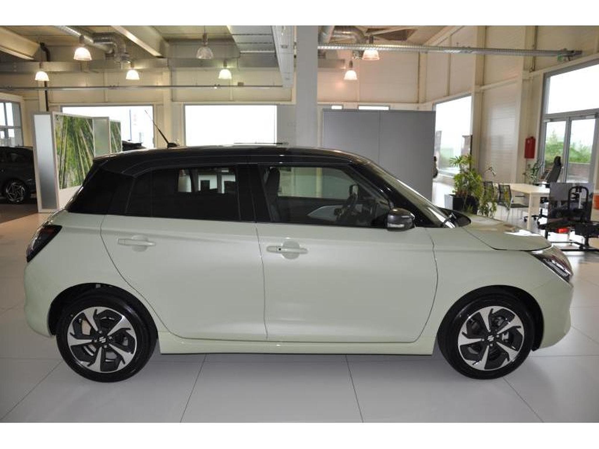 Suzuki Swift GLX AUTO7 (2026) - Foto 2