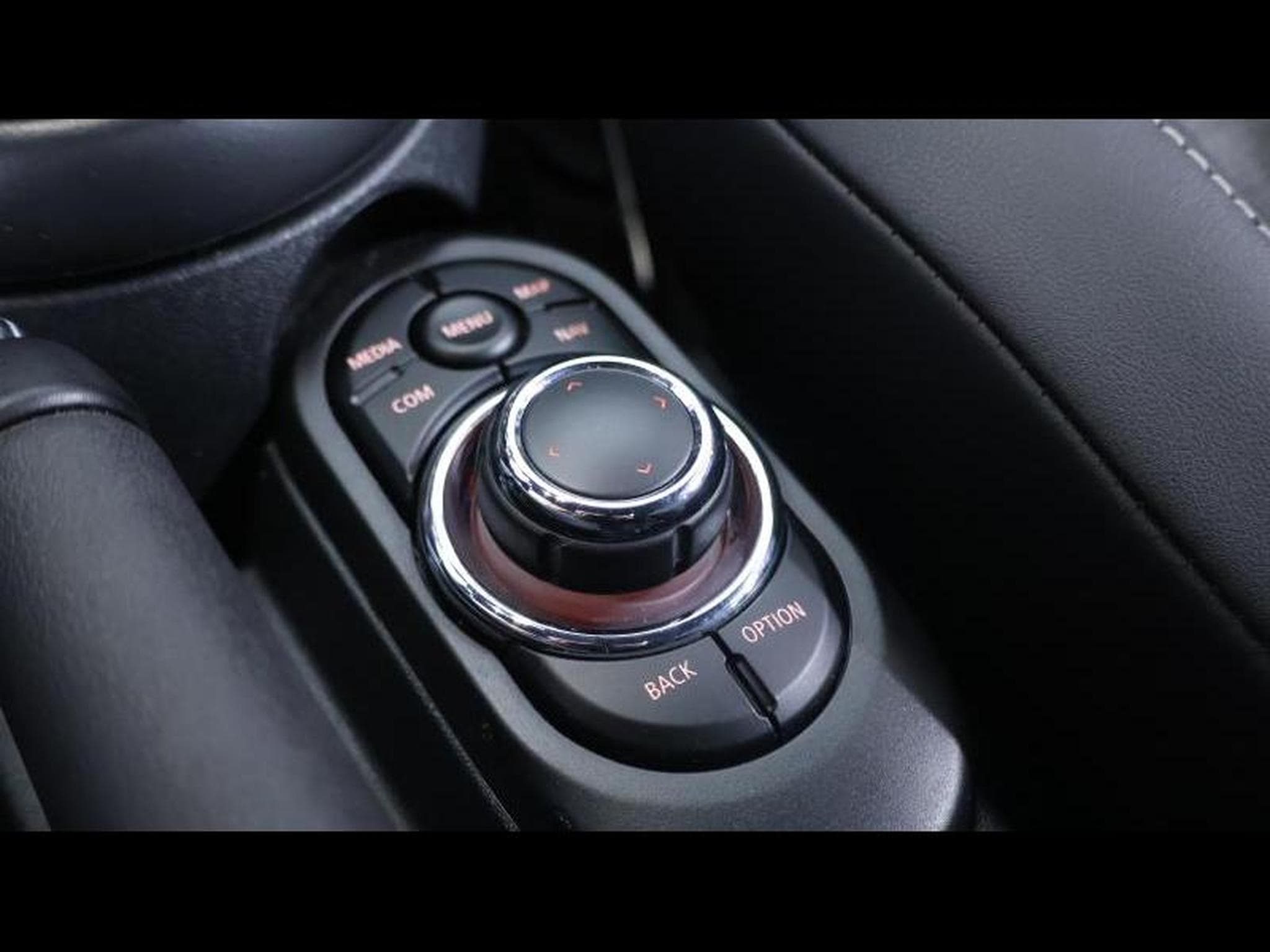 MINI Cooper 1.6 136 hatch auto (2024) - Photo 18