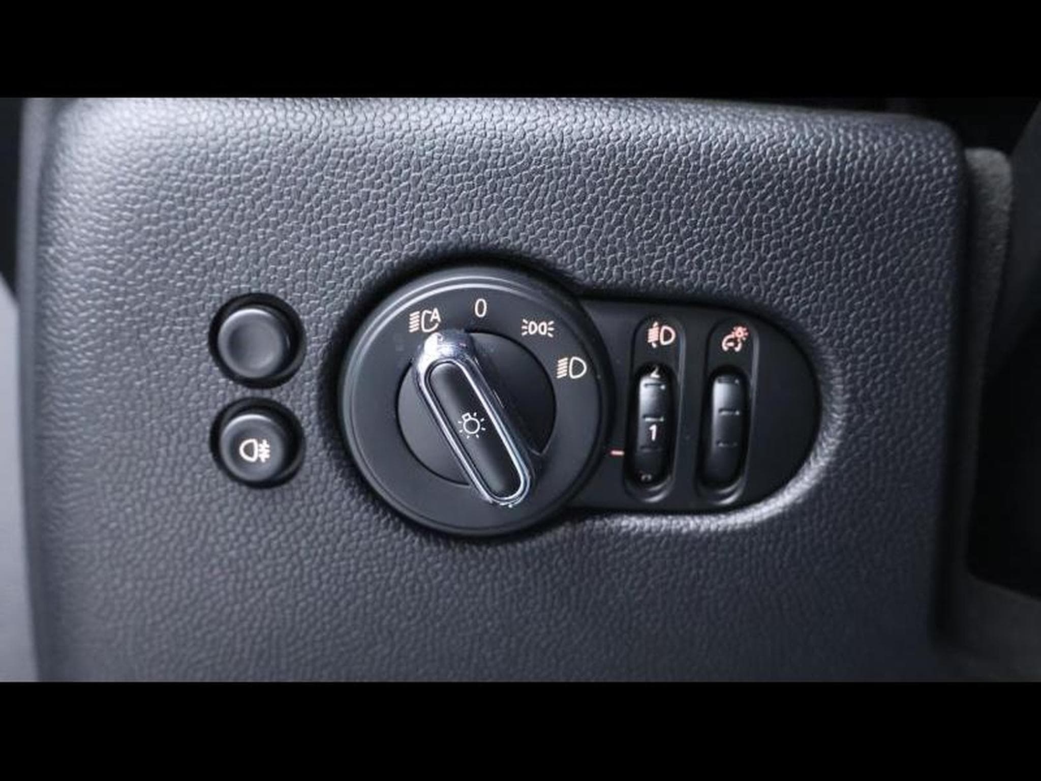 MINI Cooper 1.6 136 hatch auto (2024) - Photo 26